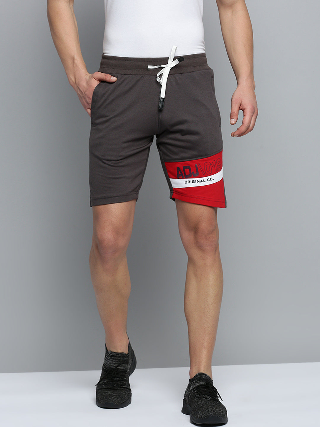 Men Grey Colourblock Casual Shorts