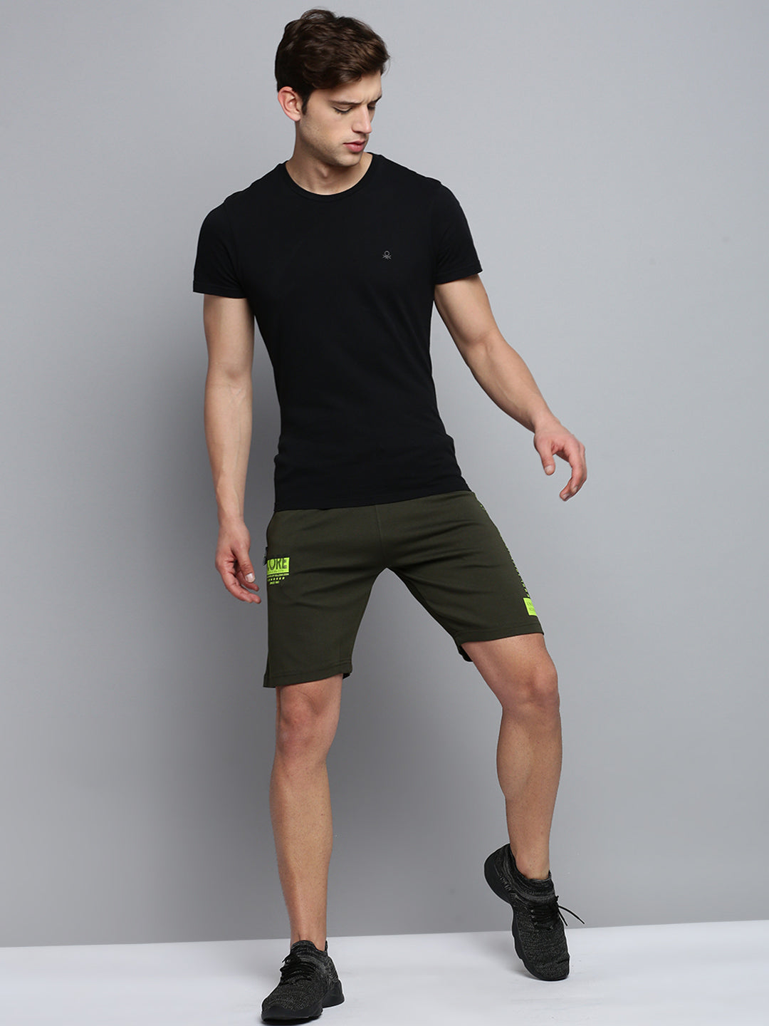 Men Green Solid Casual Shorts