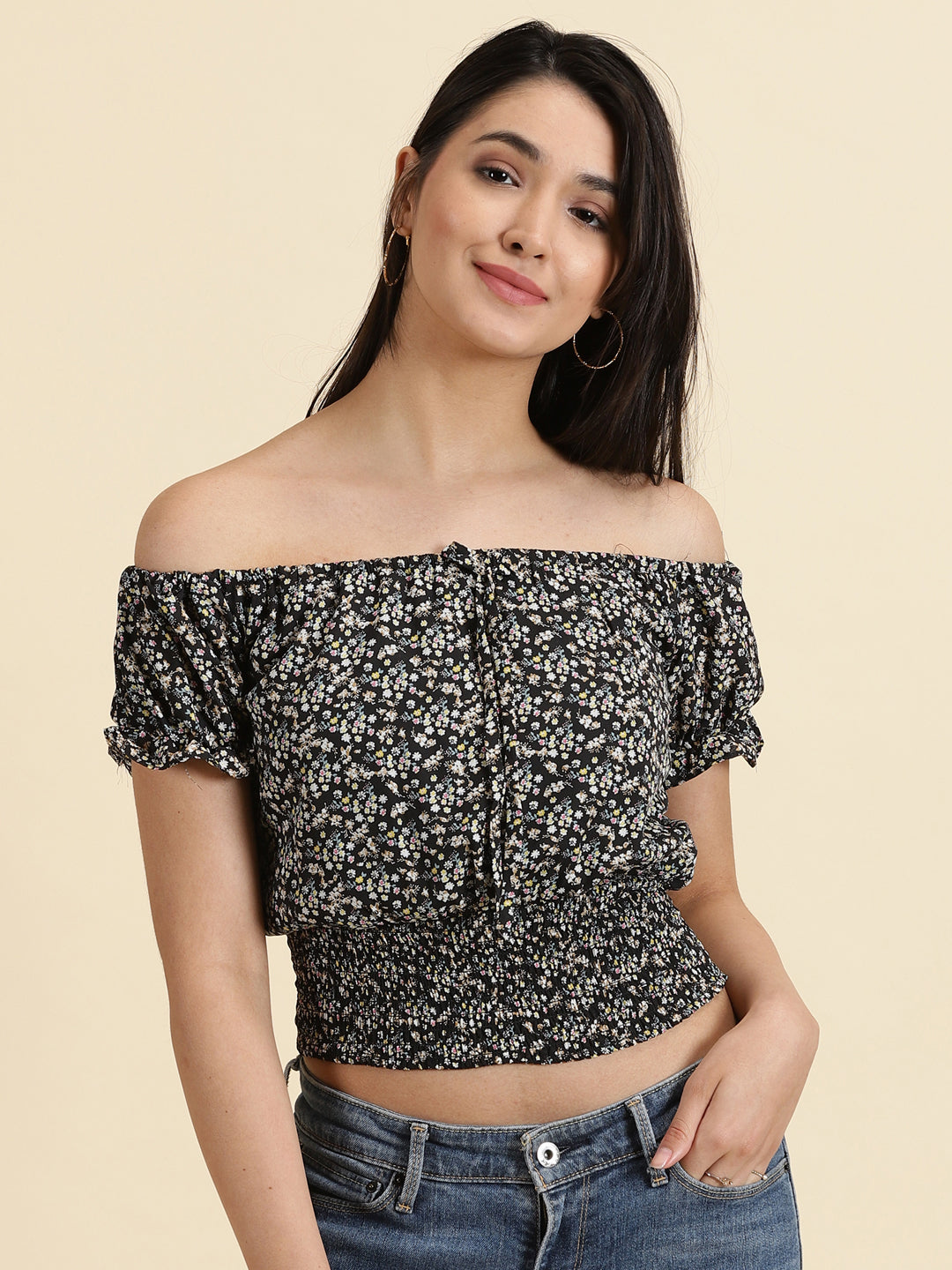 Women's Black Printed Cinched Waist Crop Top