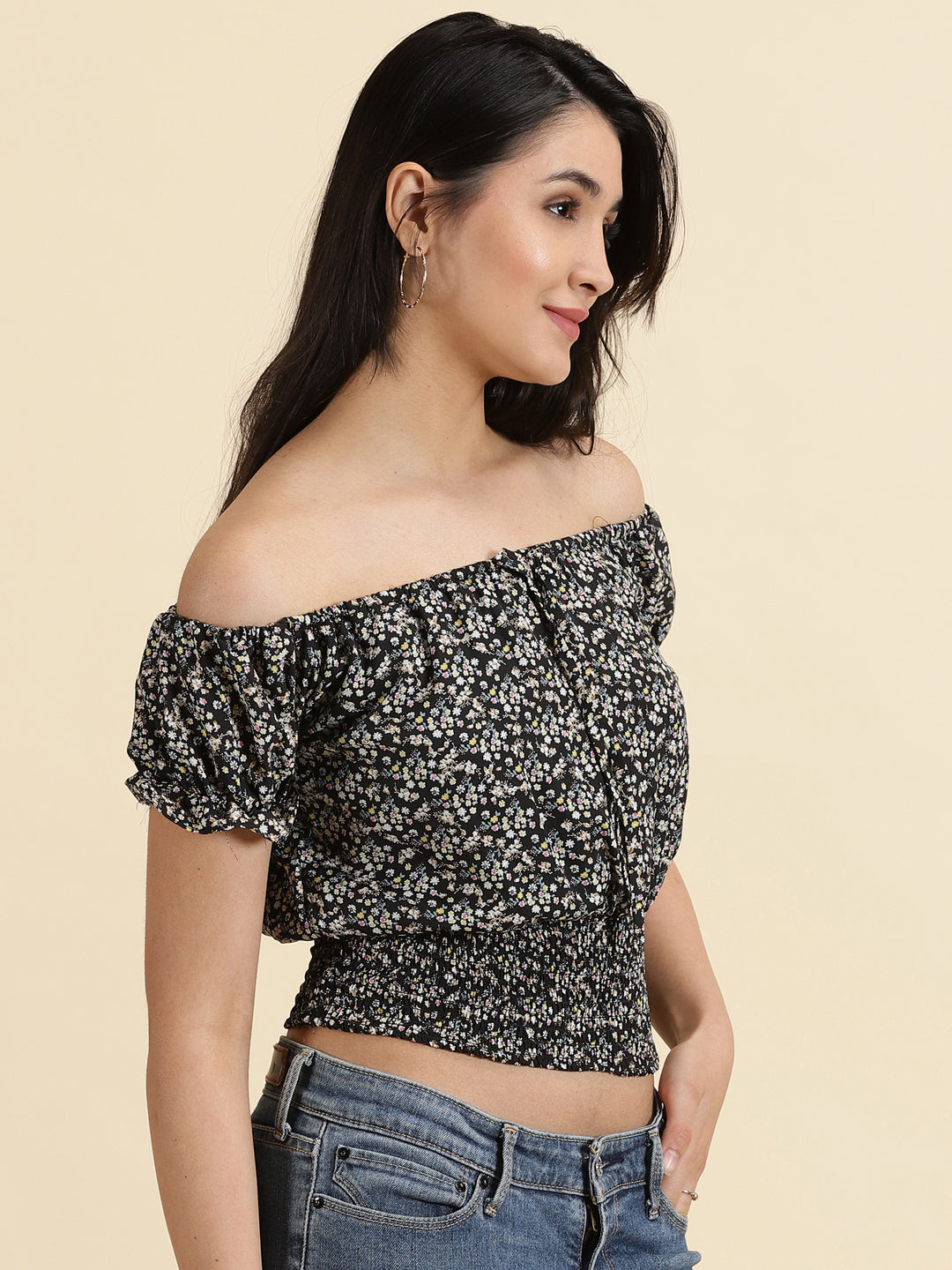 Women's Black Printed Cinched Waist Crop Top