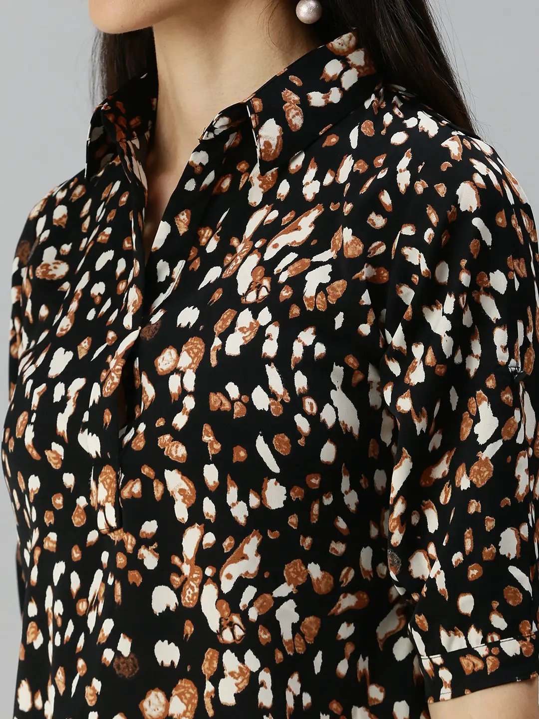 Women's Black Printed Tops