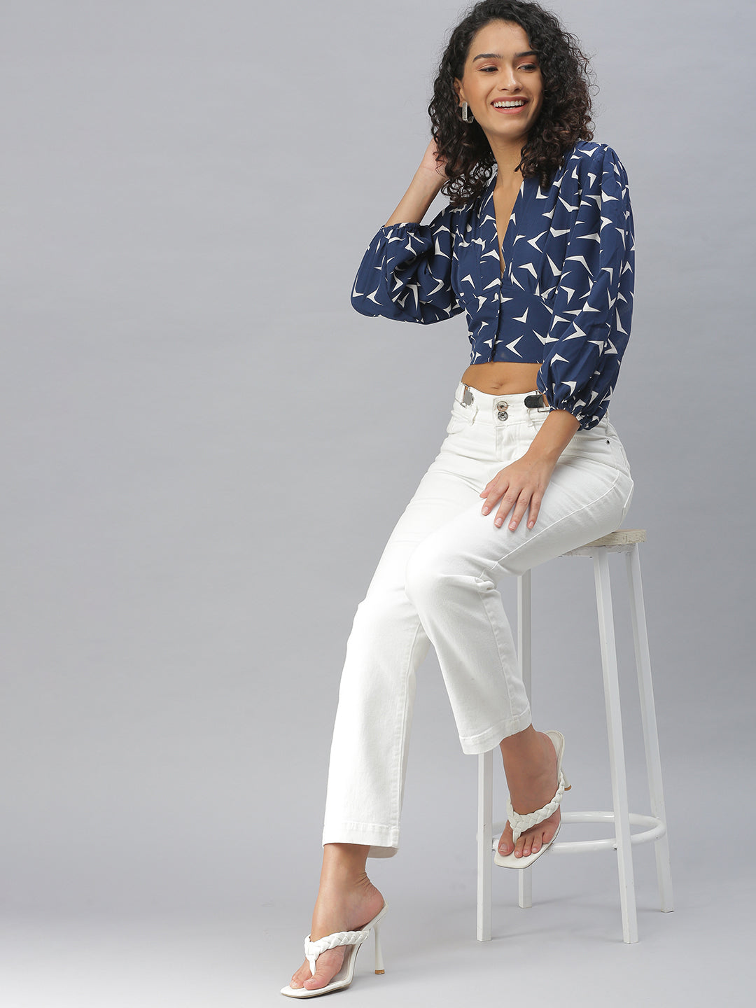 Women's Navy Blue Geometric Print Puff Sleeves Crop Top