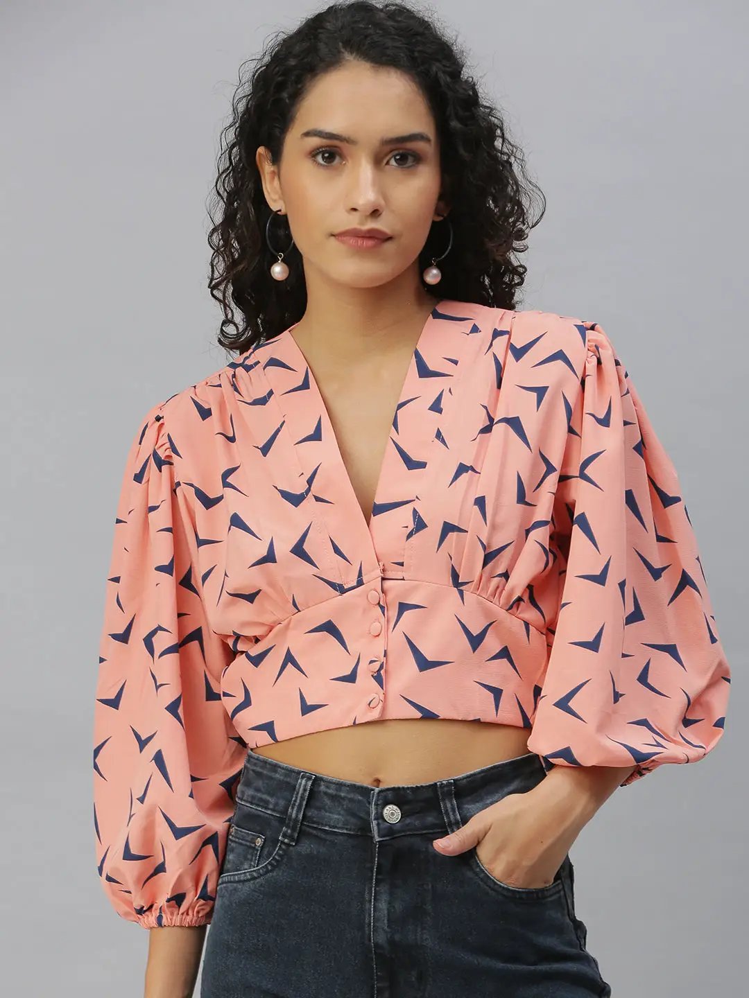 Women's Peach Printed V-Neck Crepe Crop Top