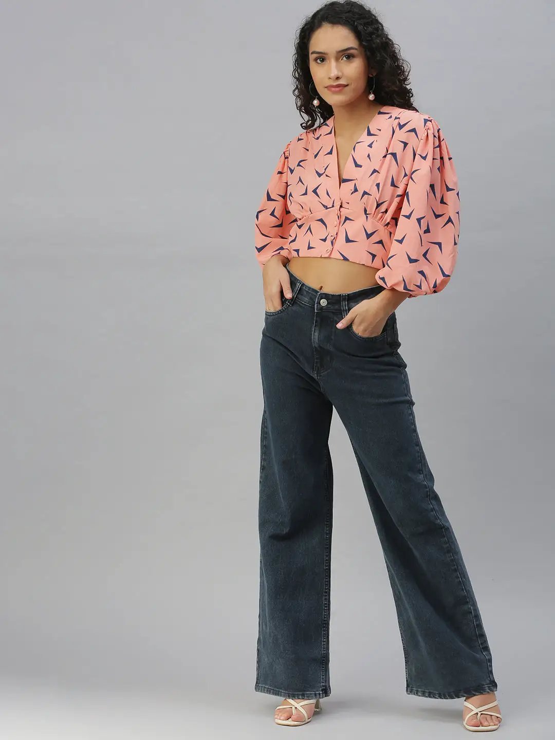 Women's Peach Printed V-Neck Crepe Crop Top