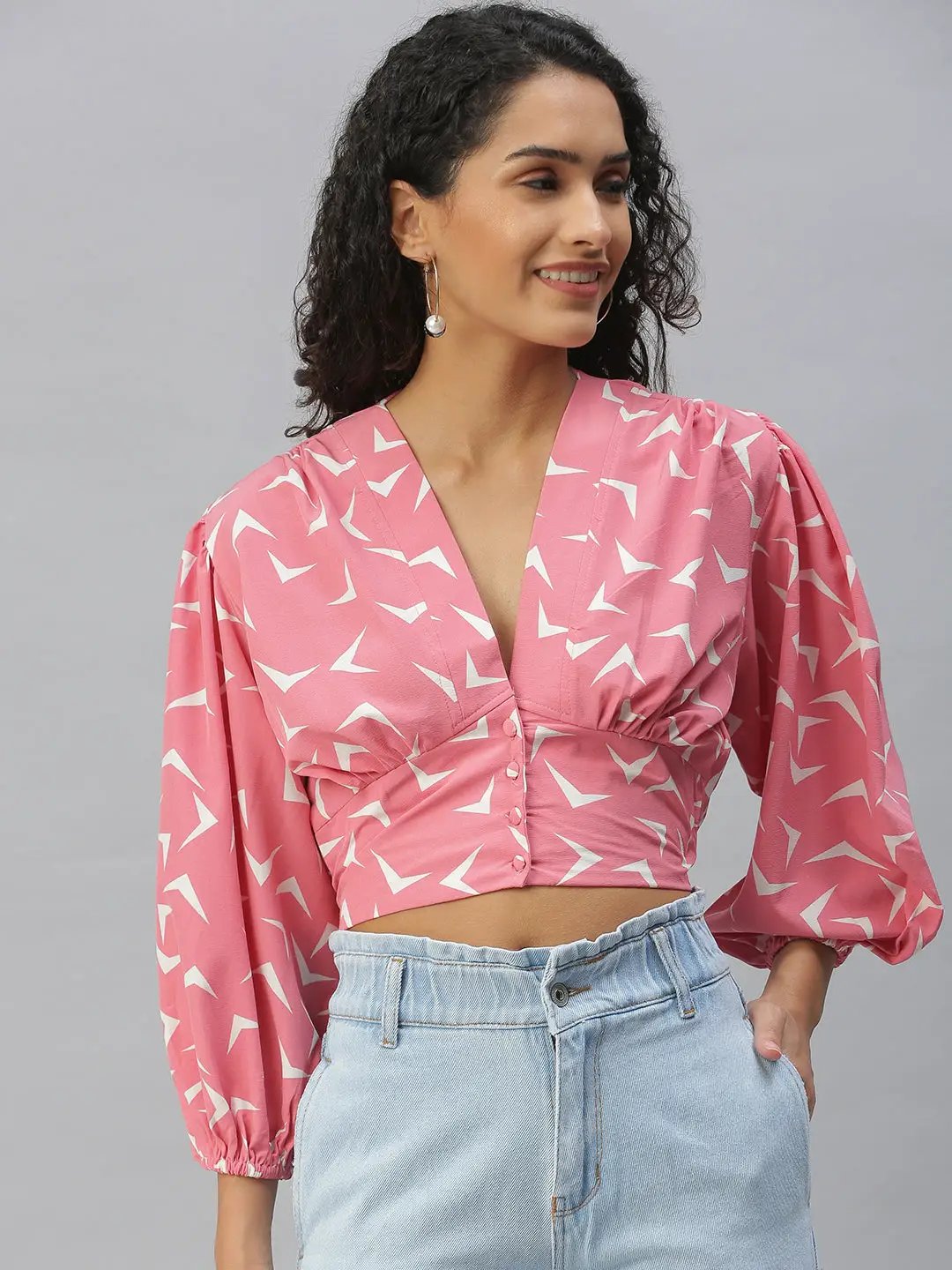 Women's Pink Geometric Print Crepe Shirt Style Crop Top