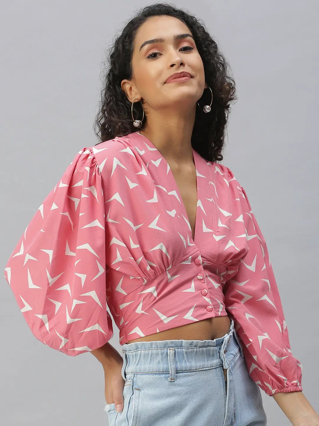 Women's Pink Geometric Print Crepe Shirt Style Crop Top