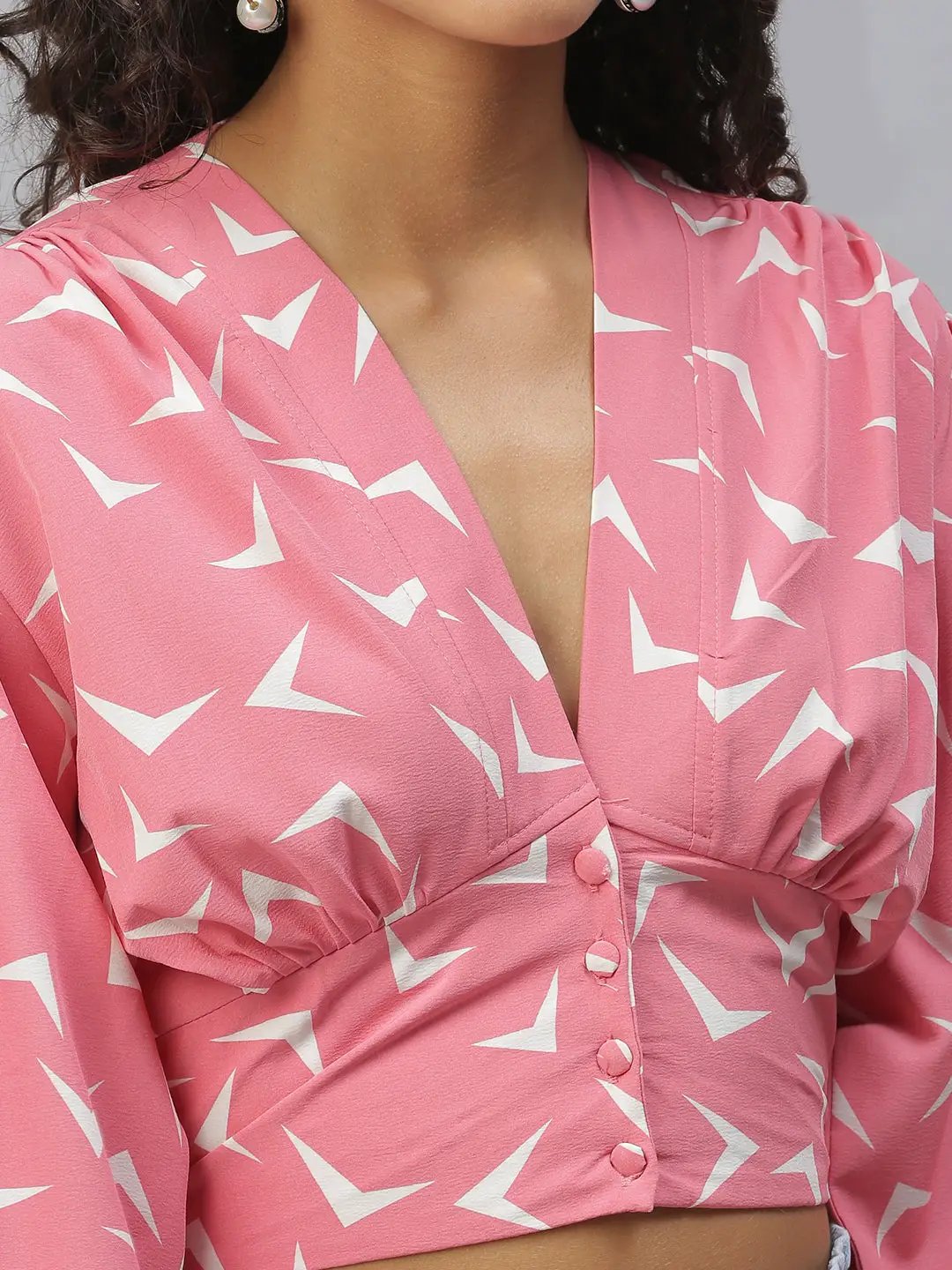 Women's Pink Geometric Print Crepe Shirt Style Crop Top