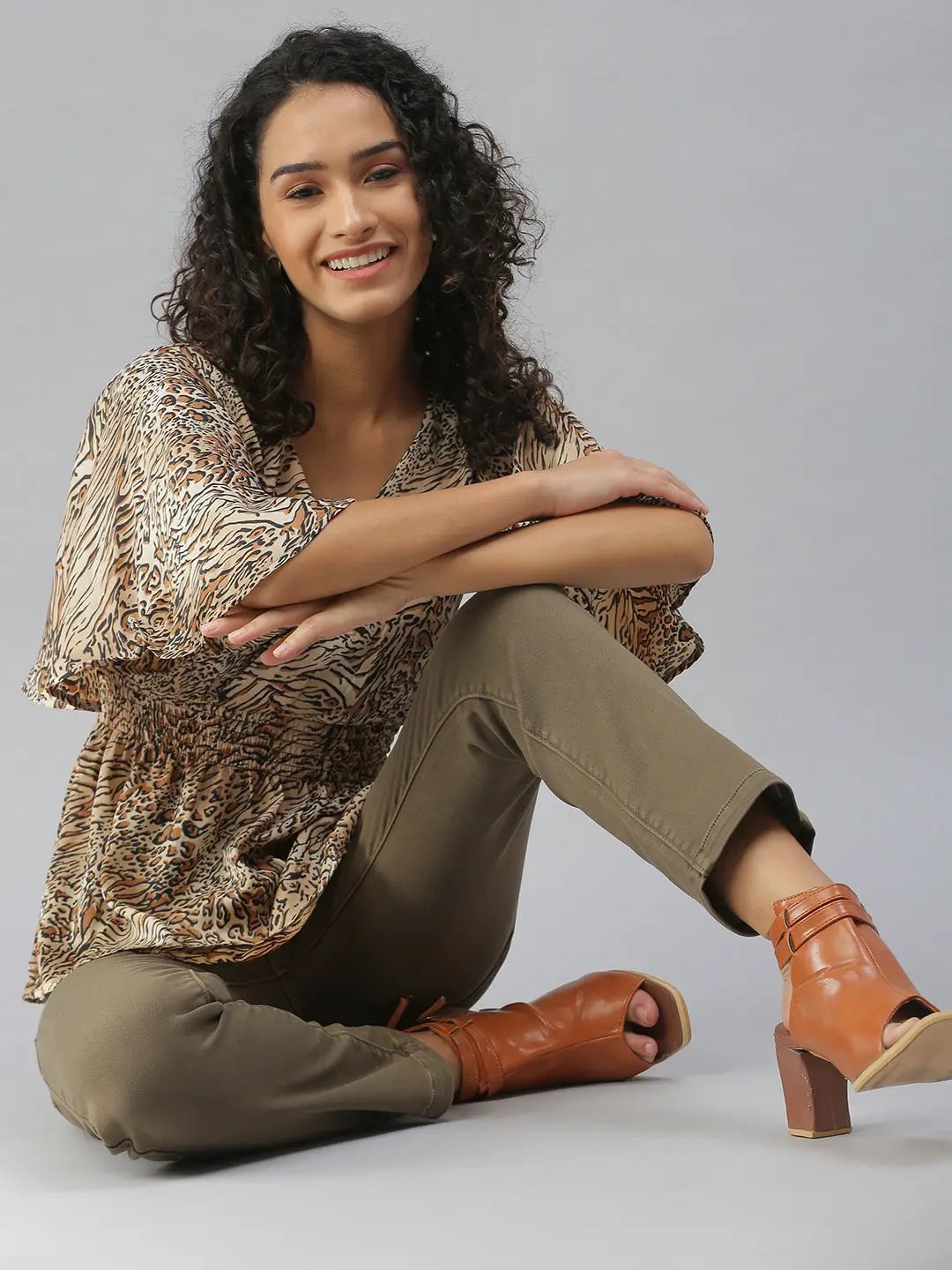 Women's Beige Animal Print Crepe Cinched Waist Top