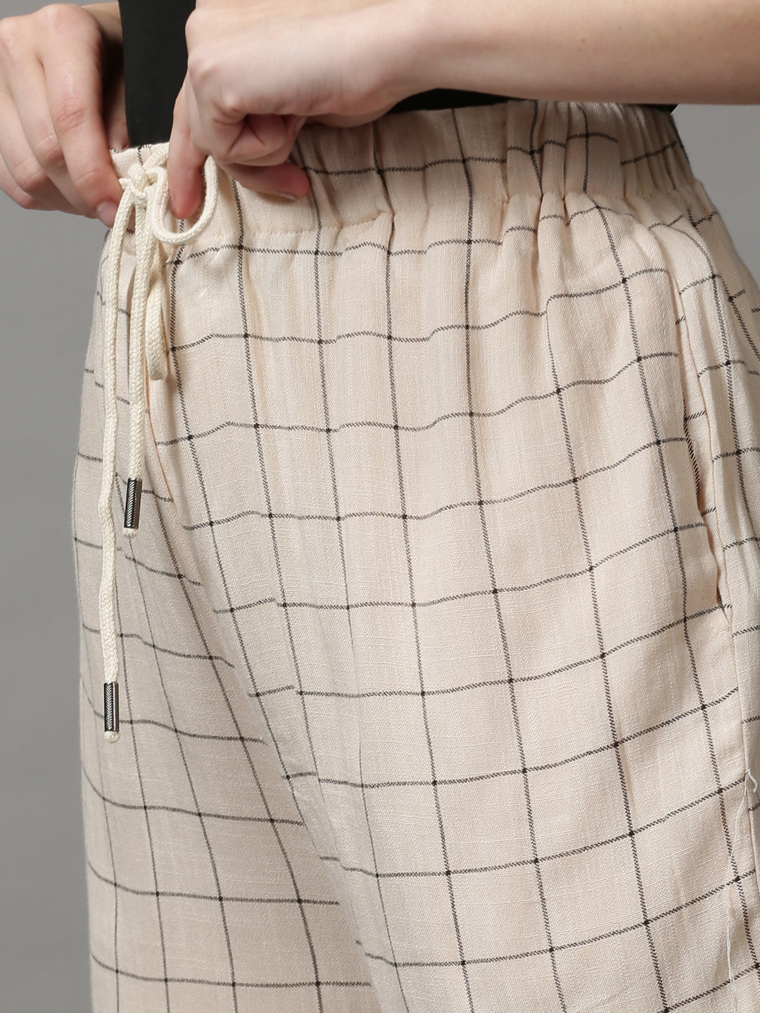 Women's Cream Checked Trouser