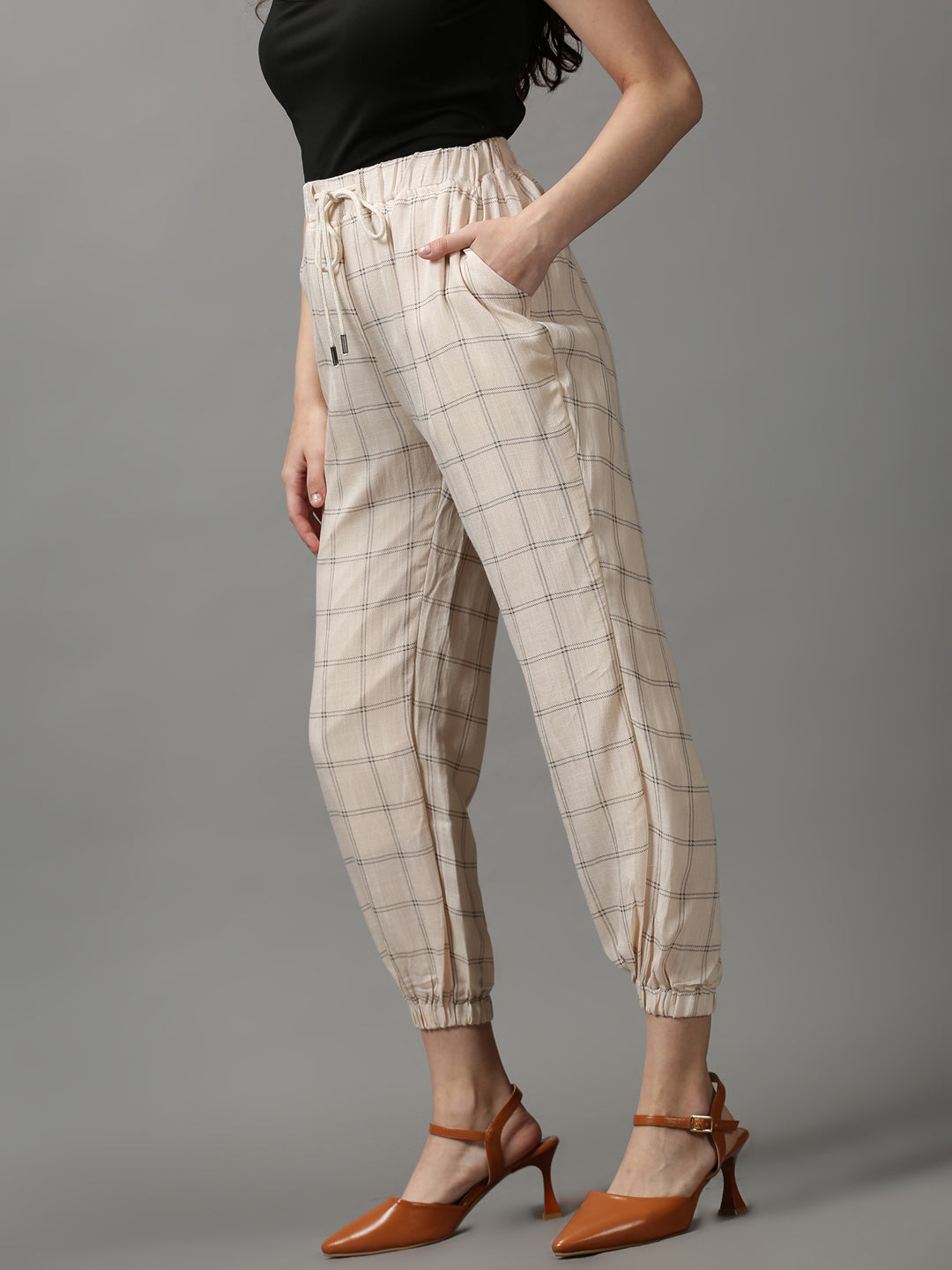 Women's Cream Checked Jogger