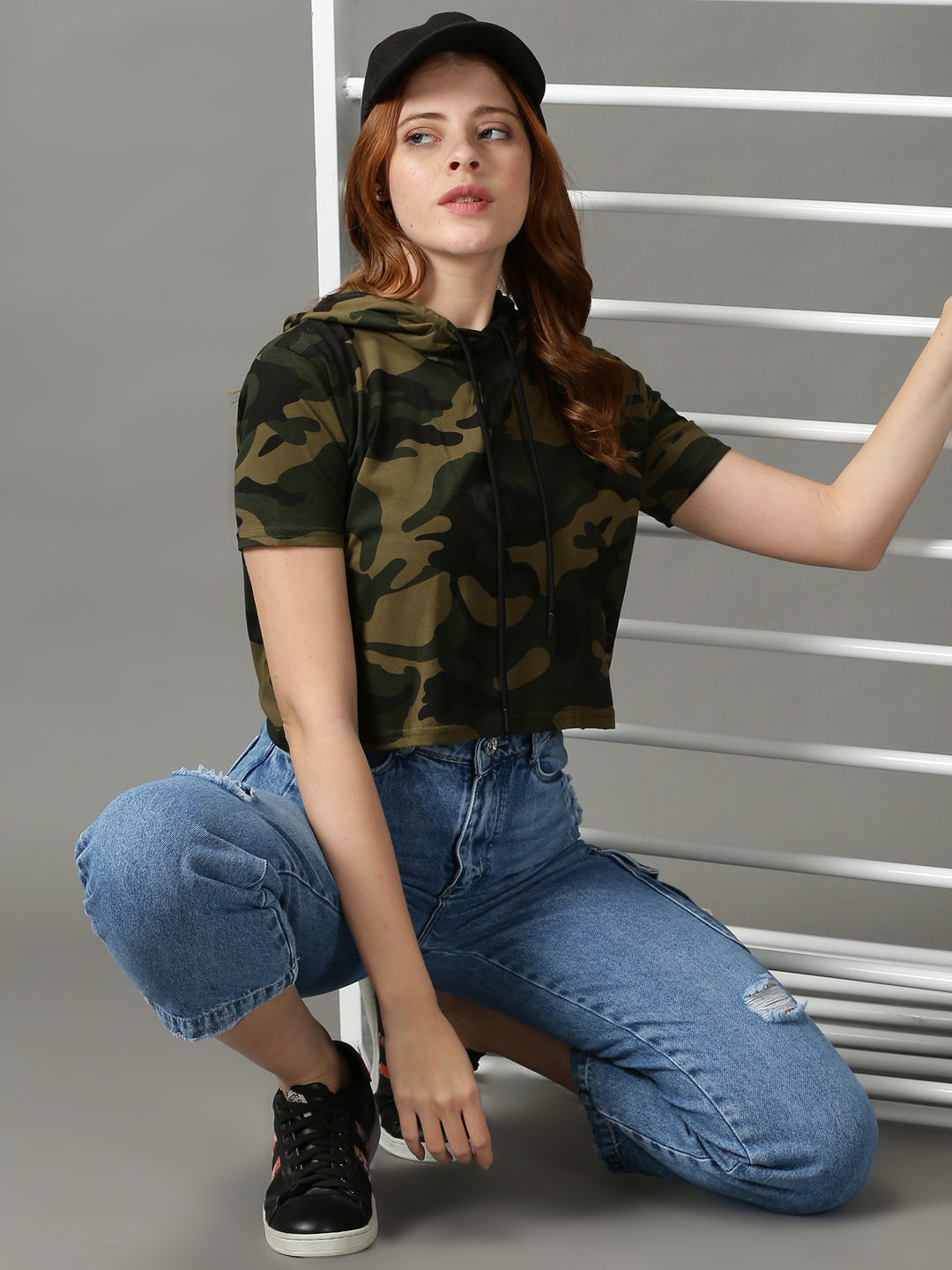Women's Green Printed Crop Top