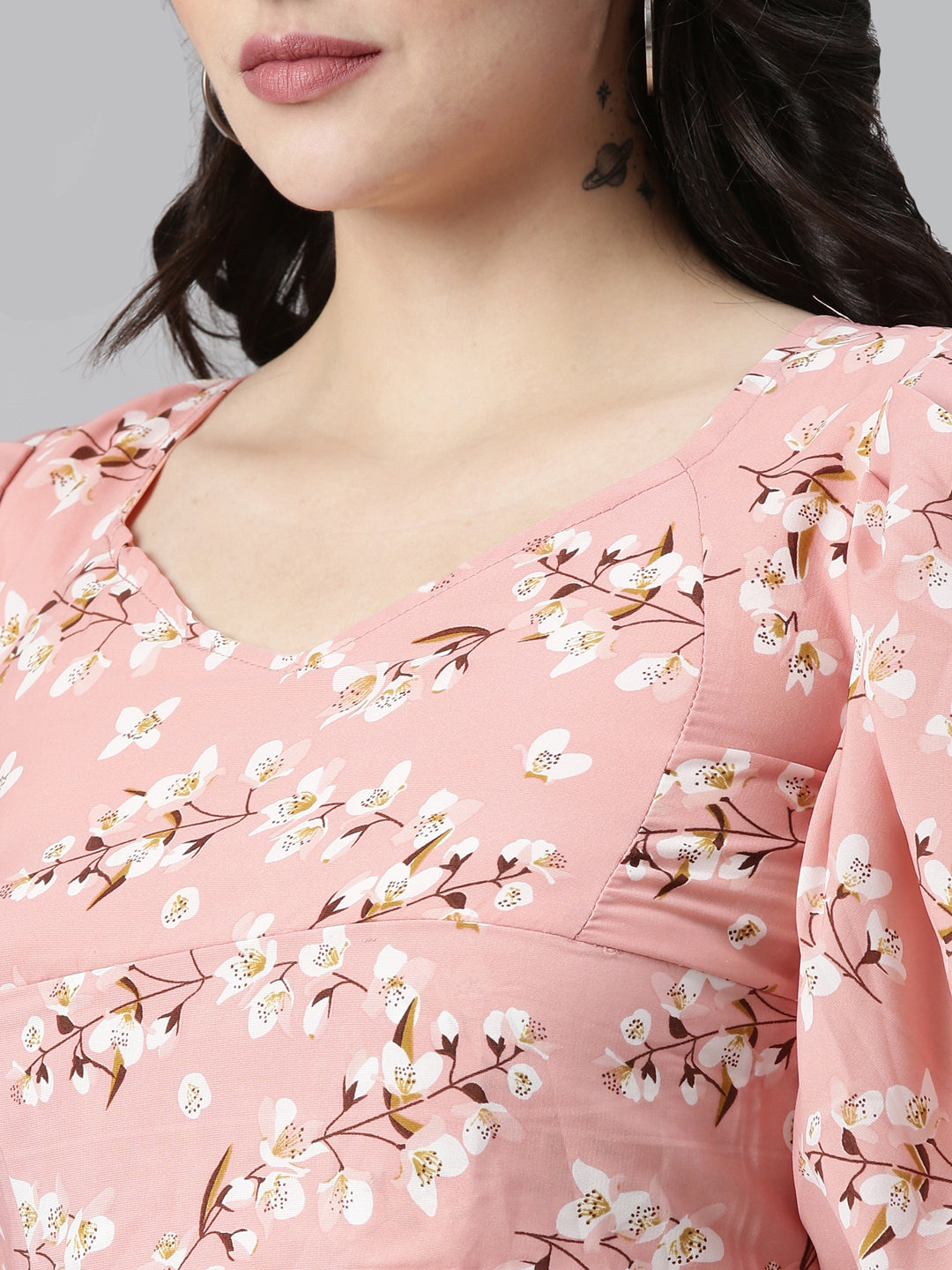 V-Neck Bishop Sleeves Floral Cinched Waist Peach Crop Top