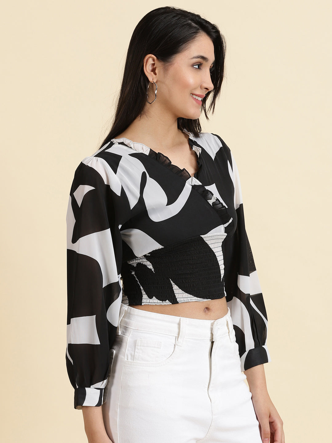 Women's Black Printed Cinched Waist Crop Top