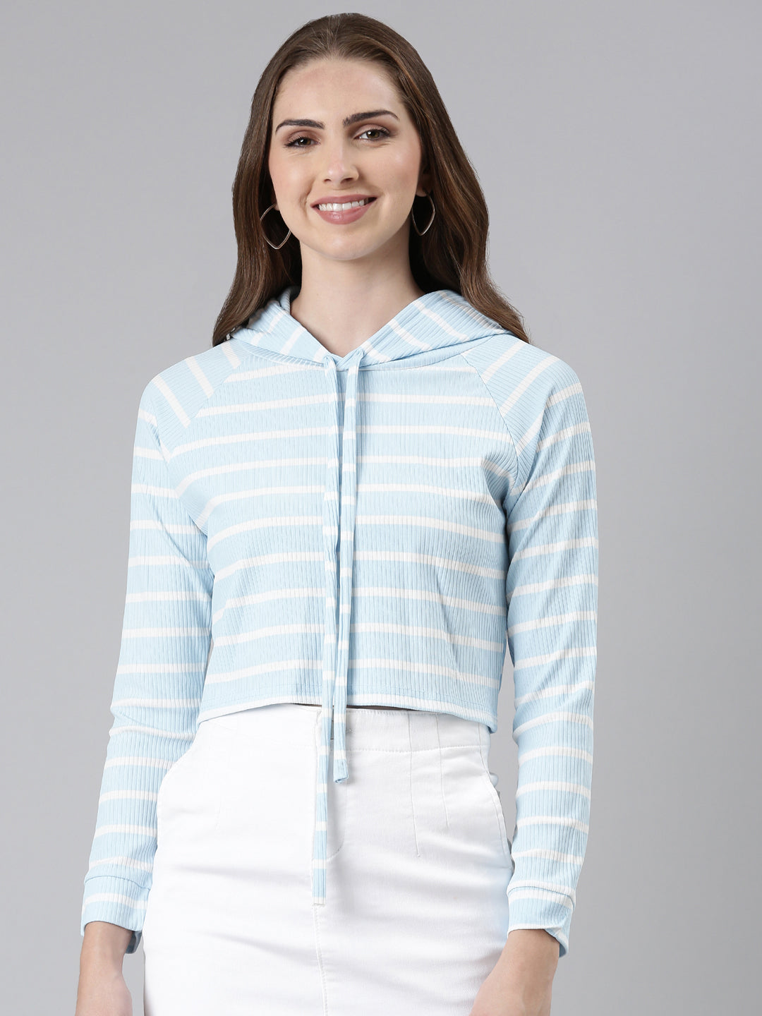 Women Turquoise Blue Colourblock Crop Sweatshirt