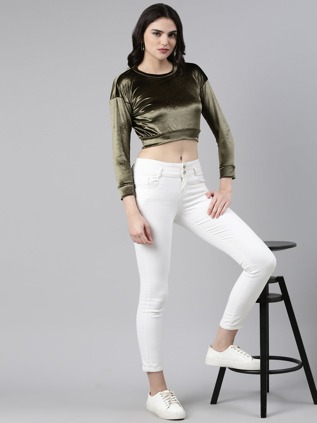 Round Neck Regular Sleeves Solid Blouson Olive Crop Top