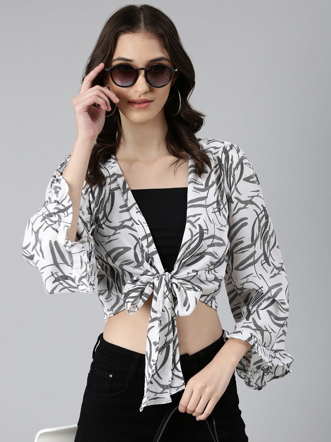 Women Off White Printed Wrap Crop Top