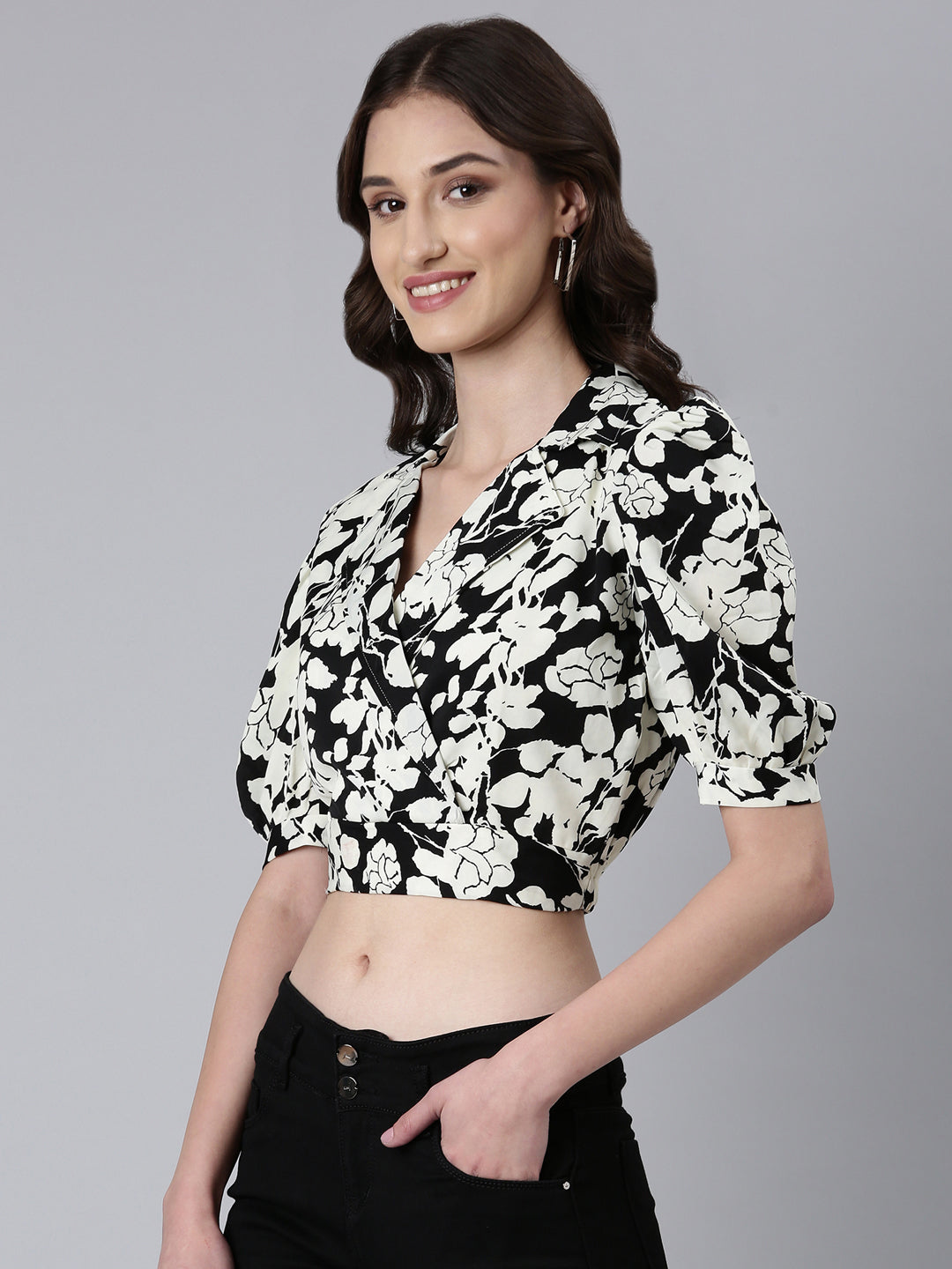 Women Off White Floral Blouson Crop Top