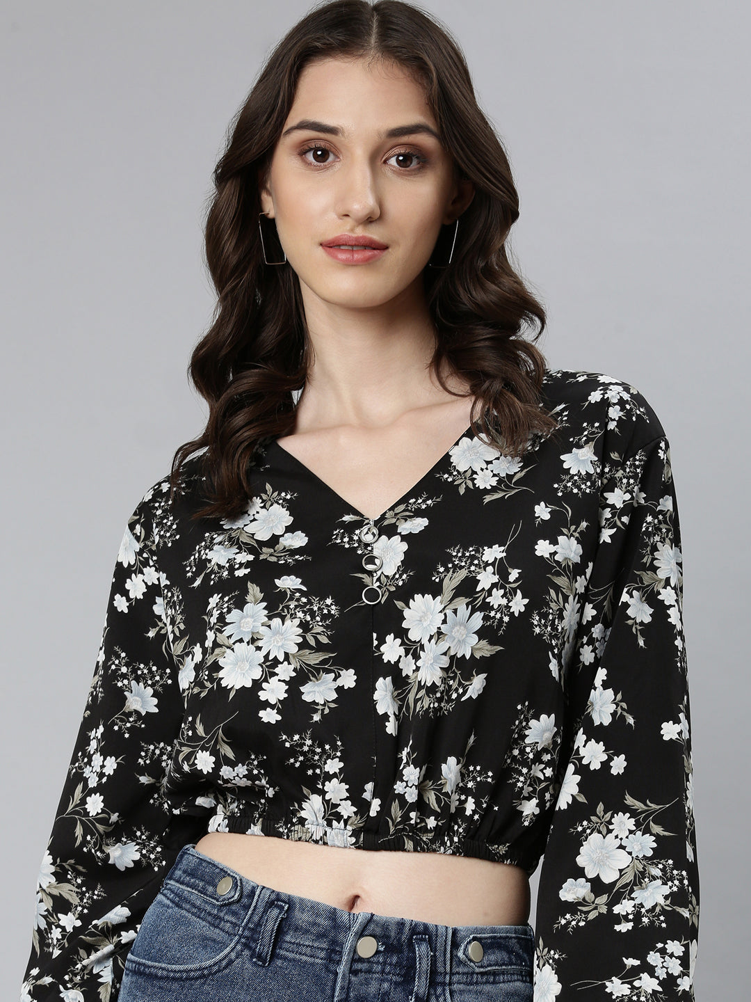 Women Black Floral Blouson Crop Top