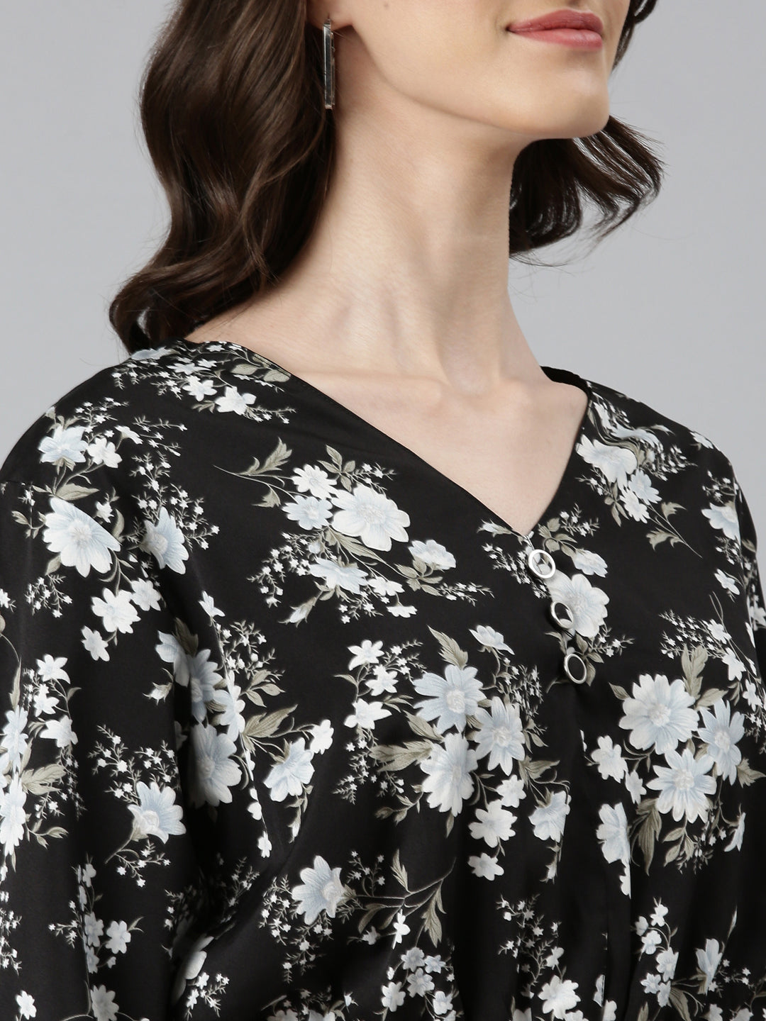 Women Black Floral Blouson Crop Top