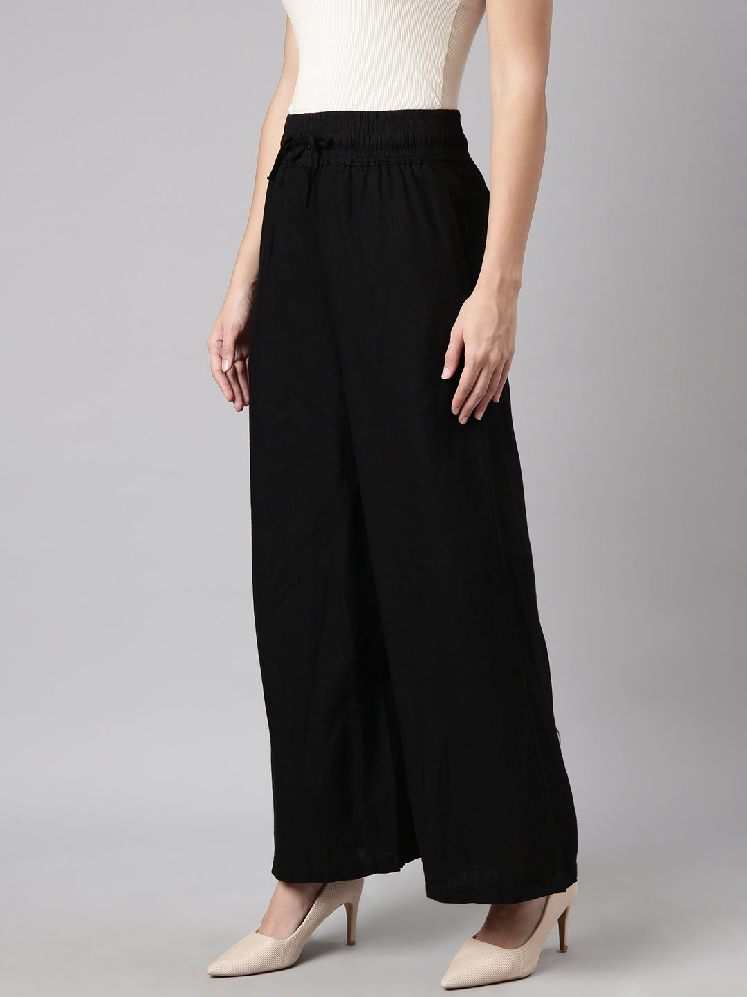 Women Solid Black Wide Leg Palazzos