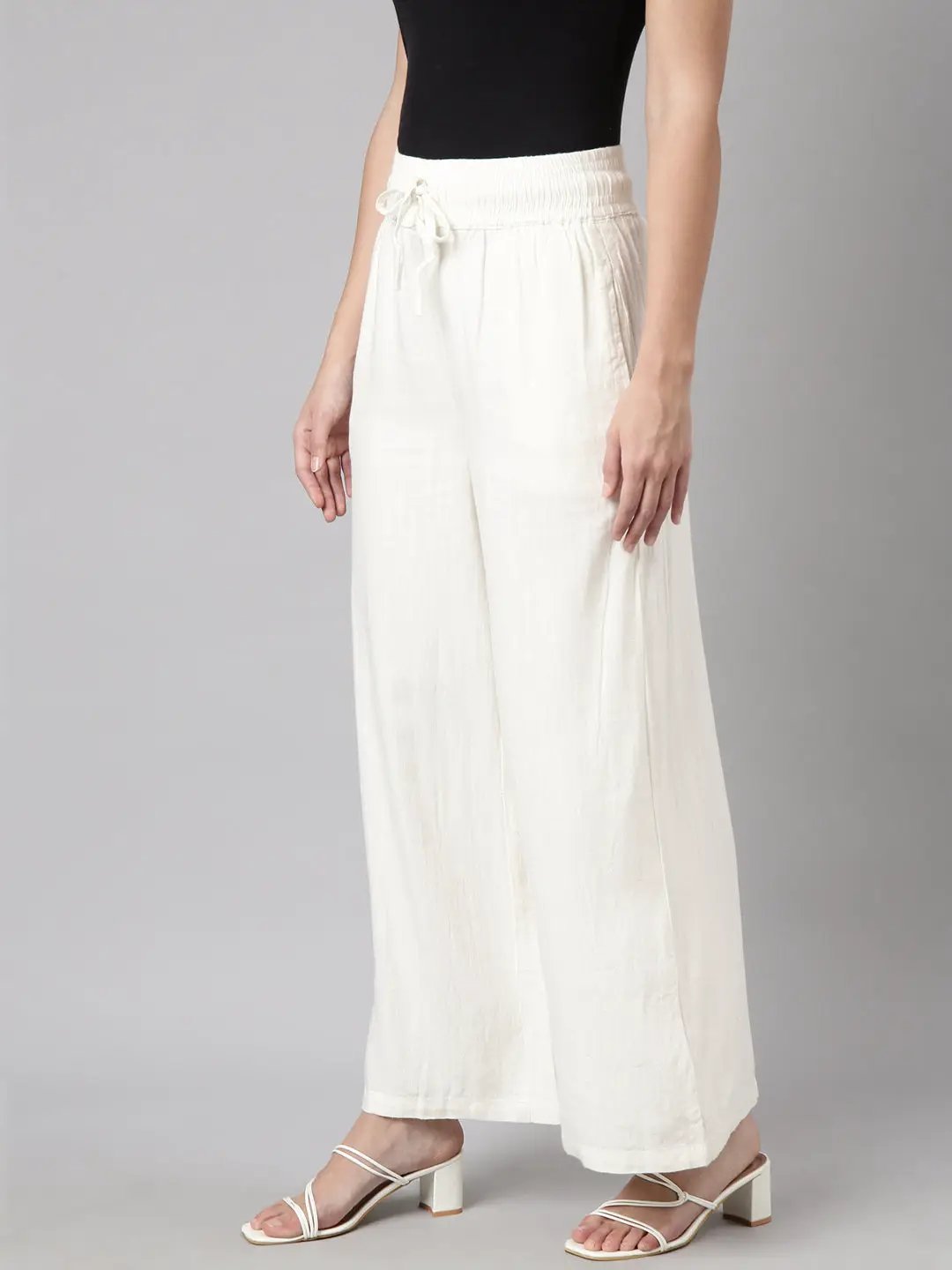 Women's Solid Off White Wide Leg Palazzos