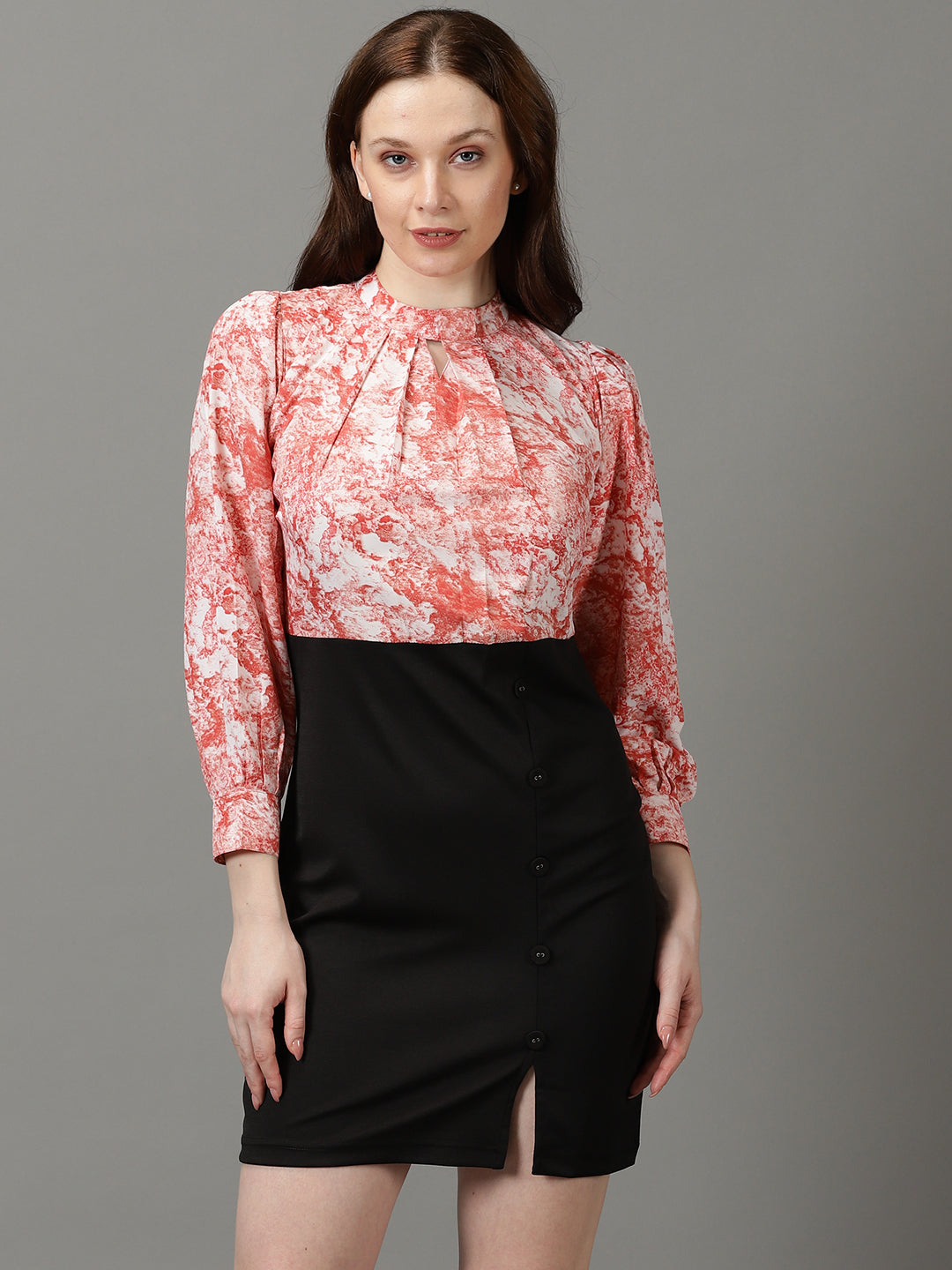 Women's Black Abstract Printed Cuffed Sleeves Sheath Dress