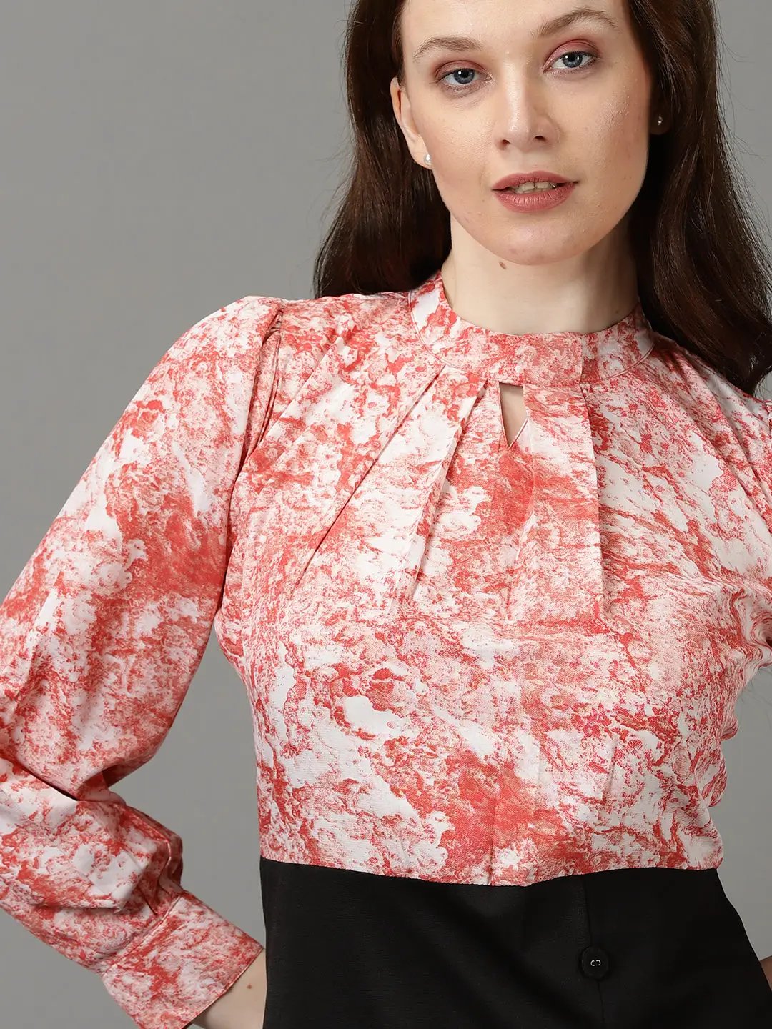 Women's Black Abstract Printed Cuffed Sleeves Sheath Dress