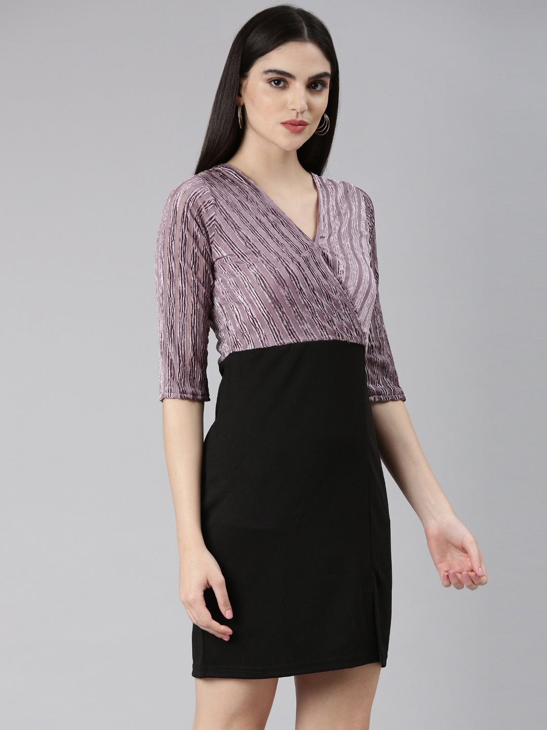 Women Mauve Solid Bodycon Dress