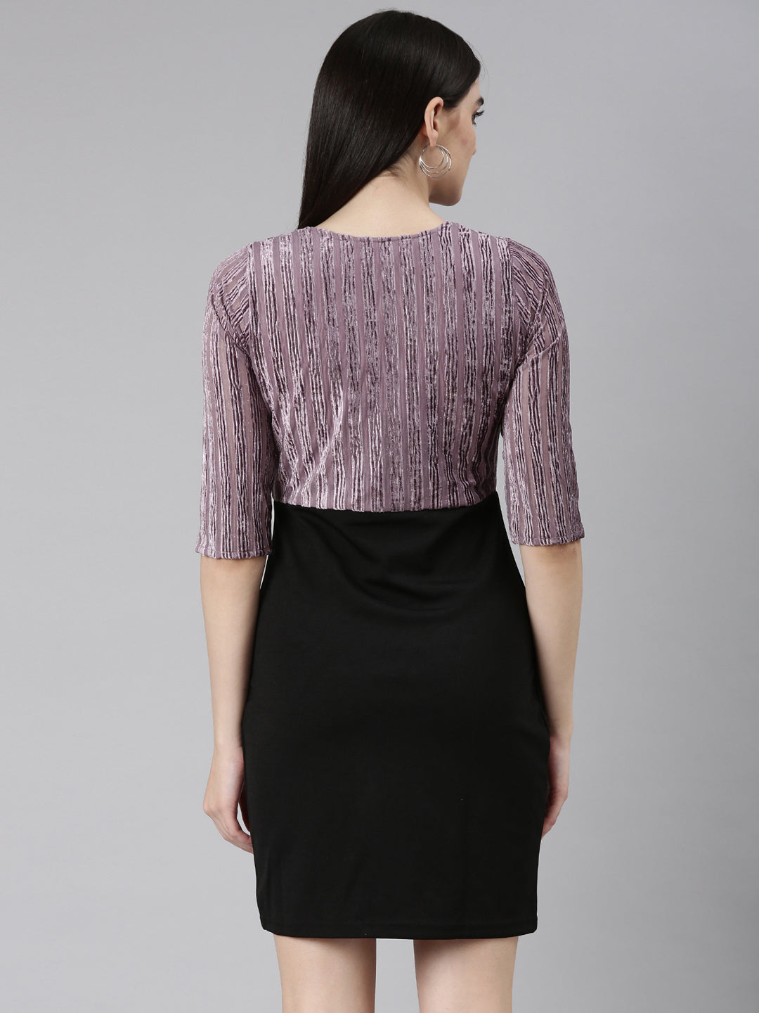 Women Mauve Solid Bodycon Dress