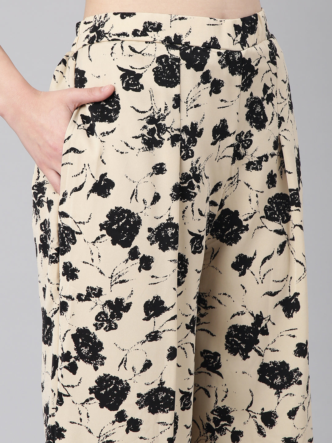 Women's Beige Floral Printed Co-Ords with Palazzos