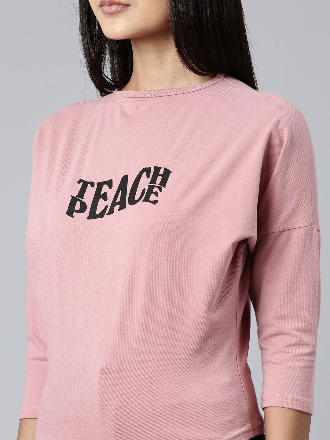 Women Mauve Typographic Slim Fit Tshirt