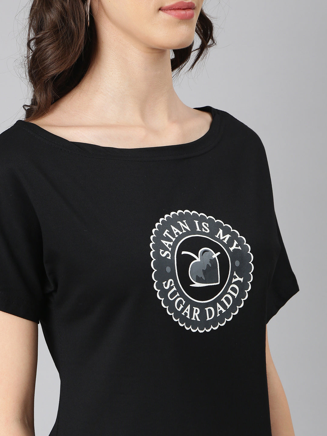 Women Black Typographic Slim Fit Tshirt