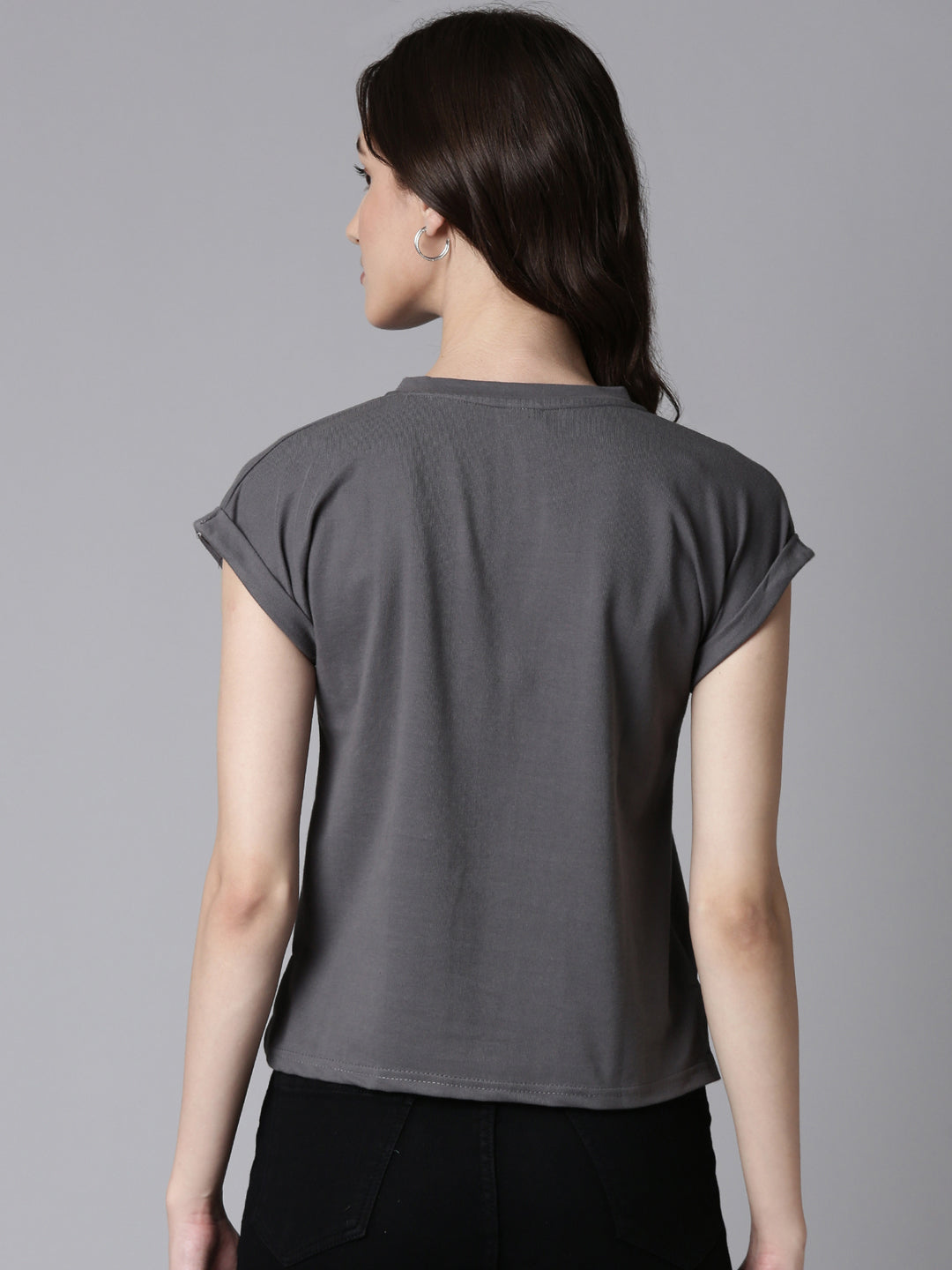 Women Grey Typographic Slim Fit Tshirt