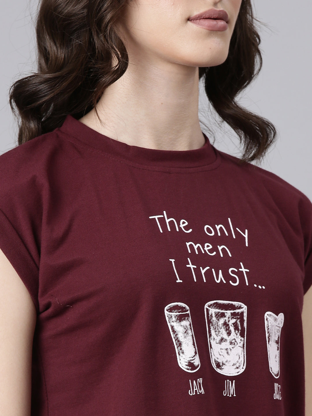 Women Maroon Typographic Slim Fit Tshirt