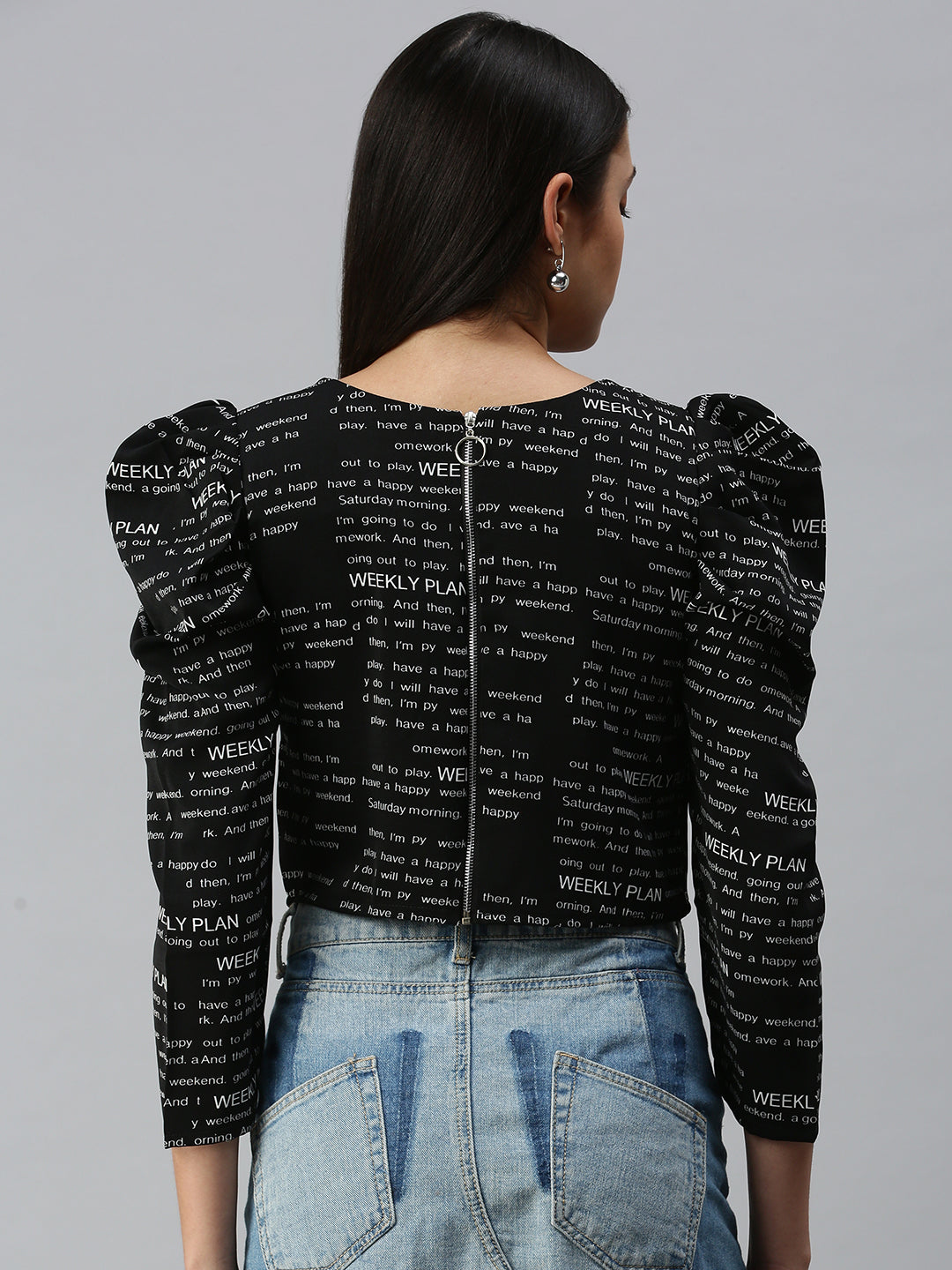 Women's Black Printed Crepe Crop Top