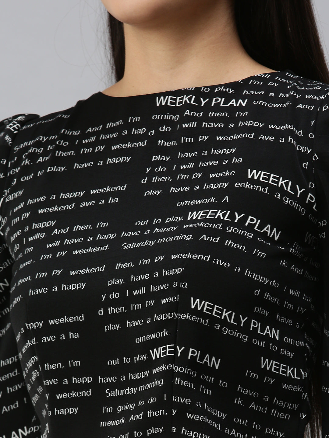 Women's Black Printed Crepe Crop Top