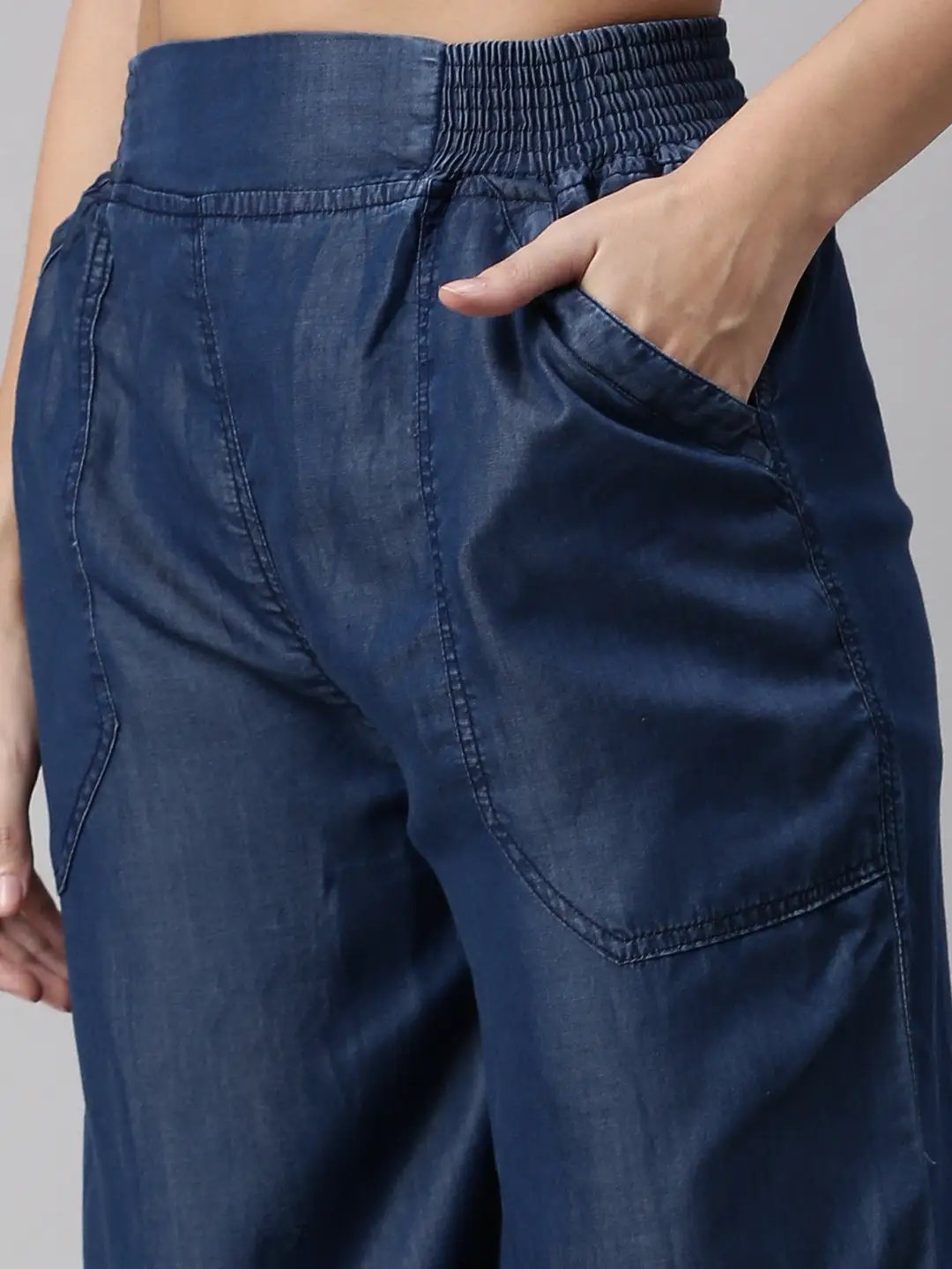 Women's Navy Blue Solid Parallel Trouser