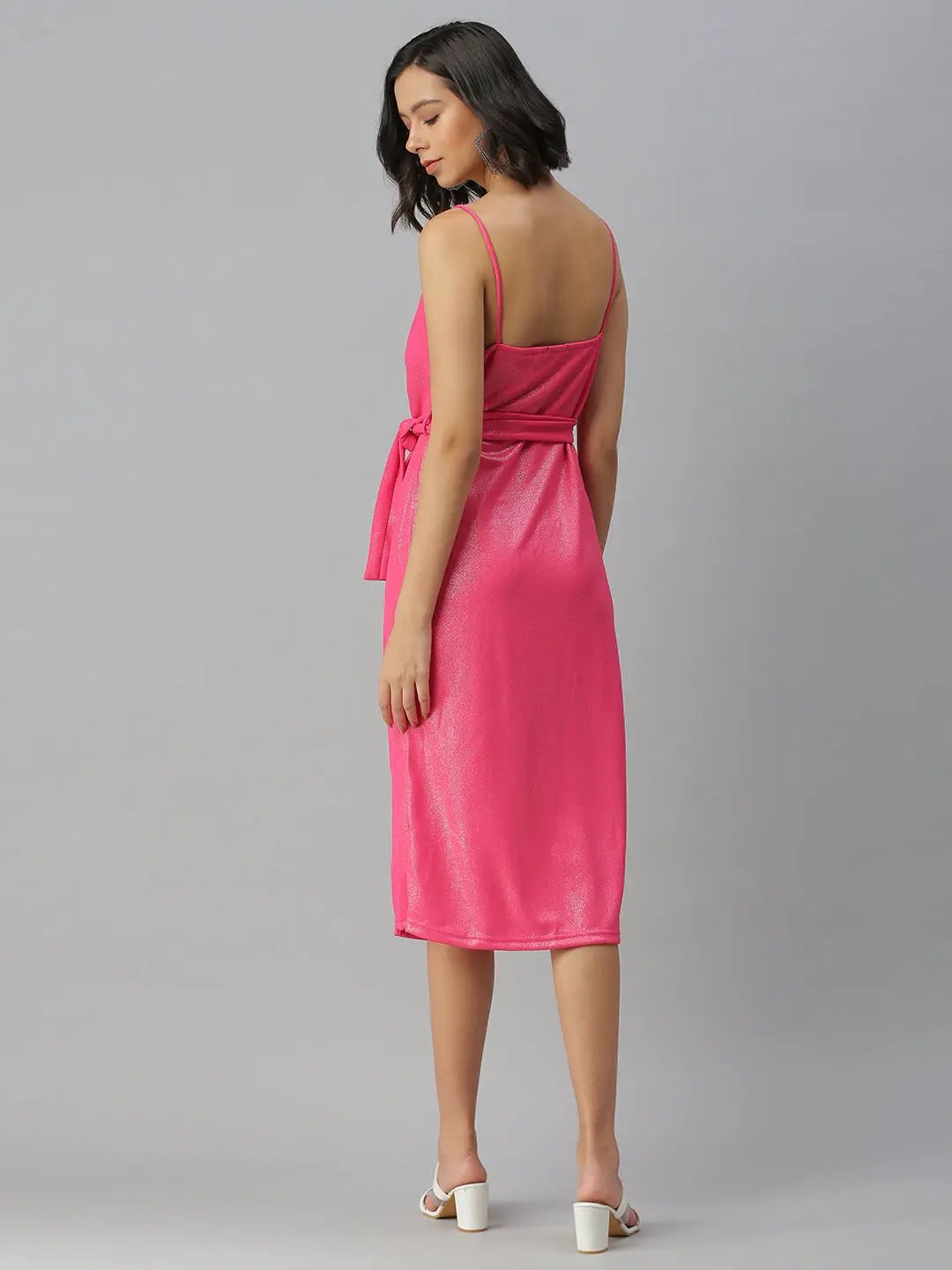 Women's Pink Solid Sheath Dress