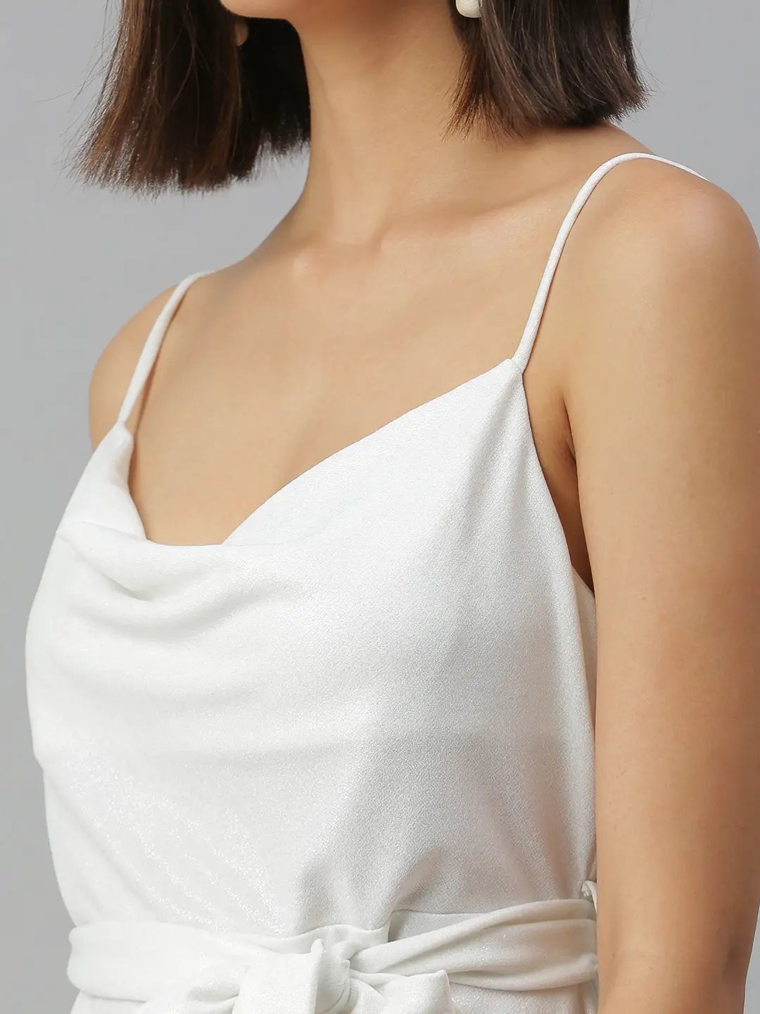 Women's White Solid Sheath Dress