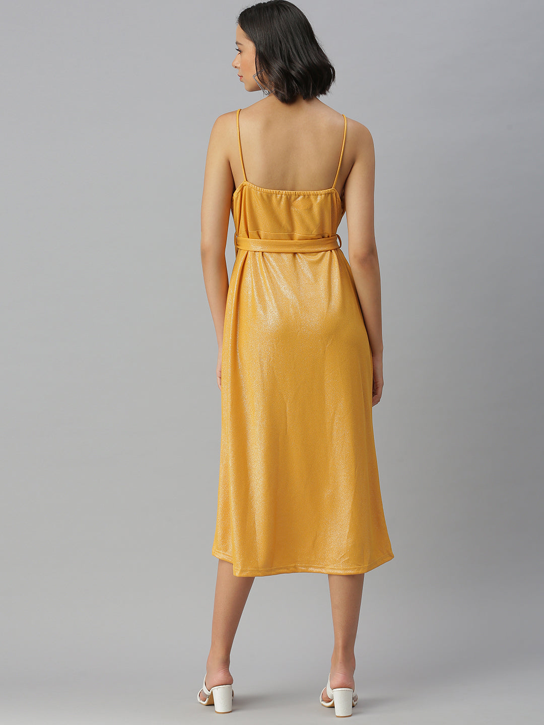 Women's Yellow Solid Sheath Dress