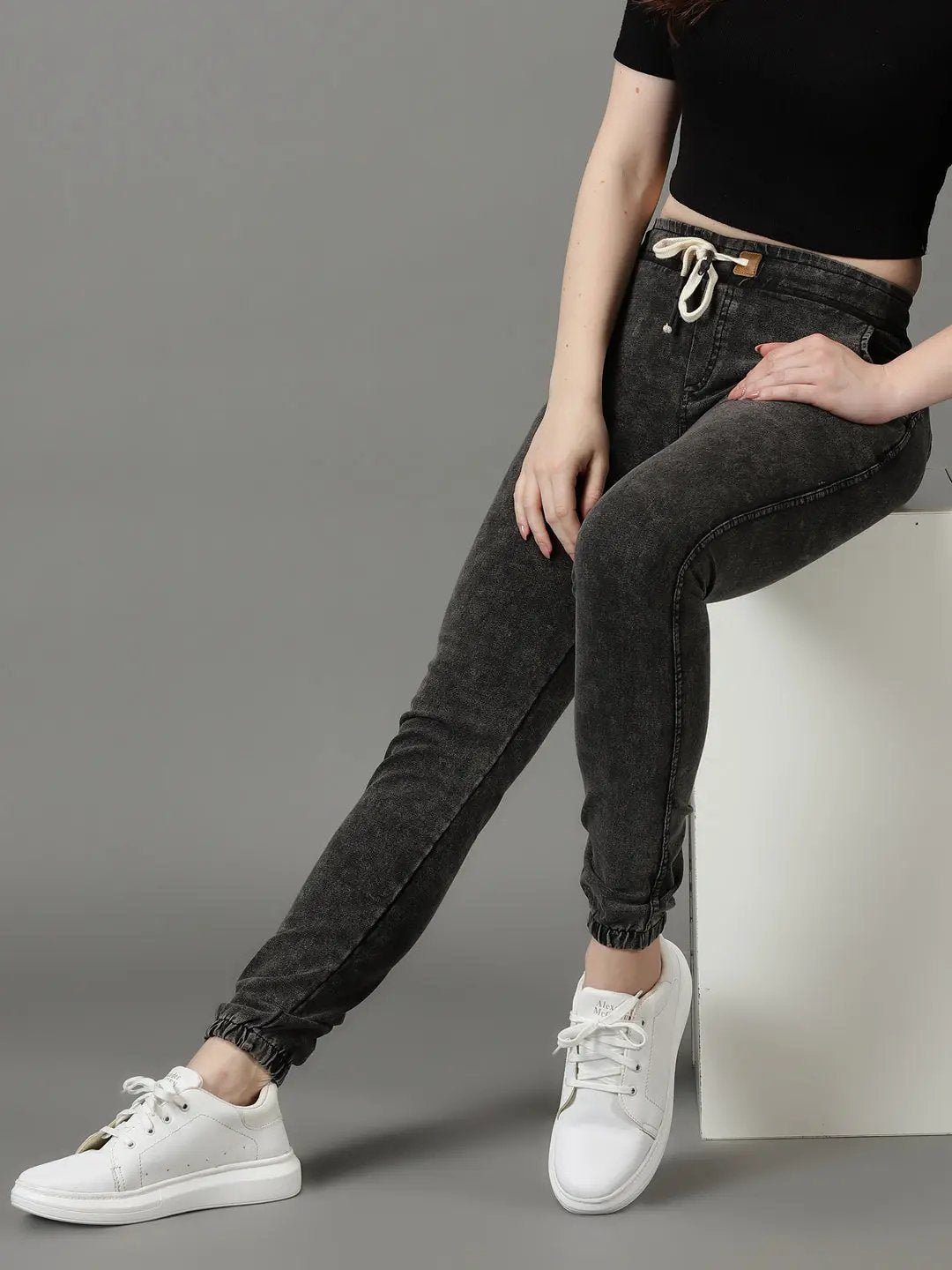 Women's Grey Melange Solid Slim Fit Jeggings