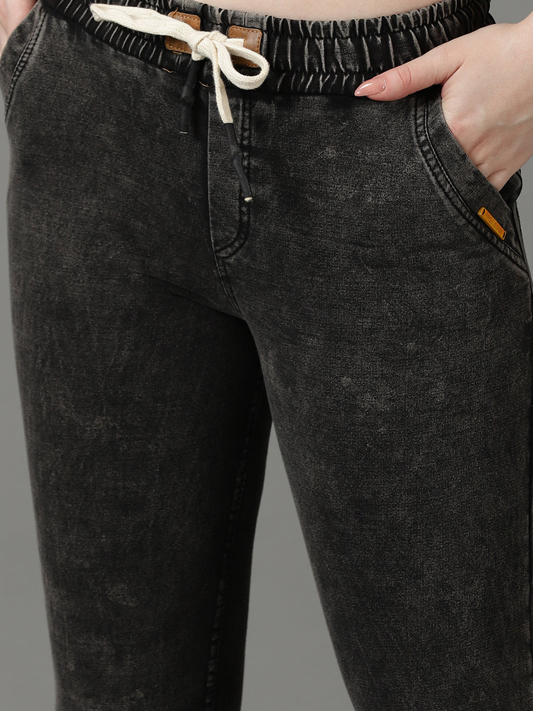 Women's Grey Melange Slim Fit Mid-Rise Joggers