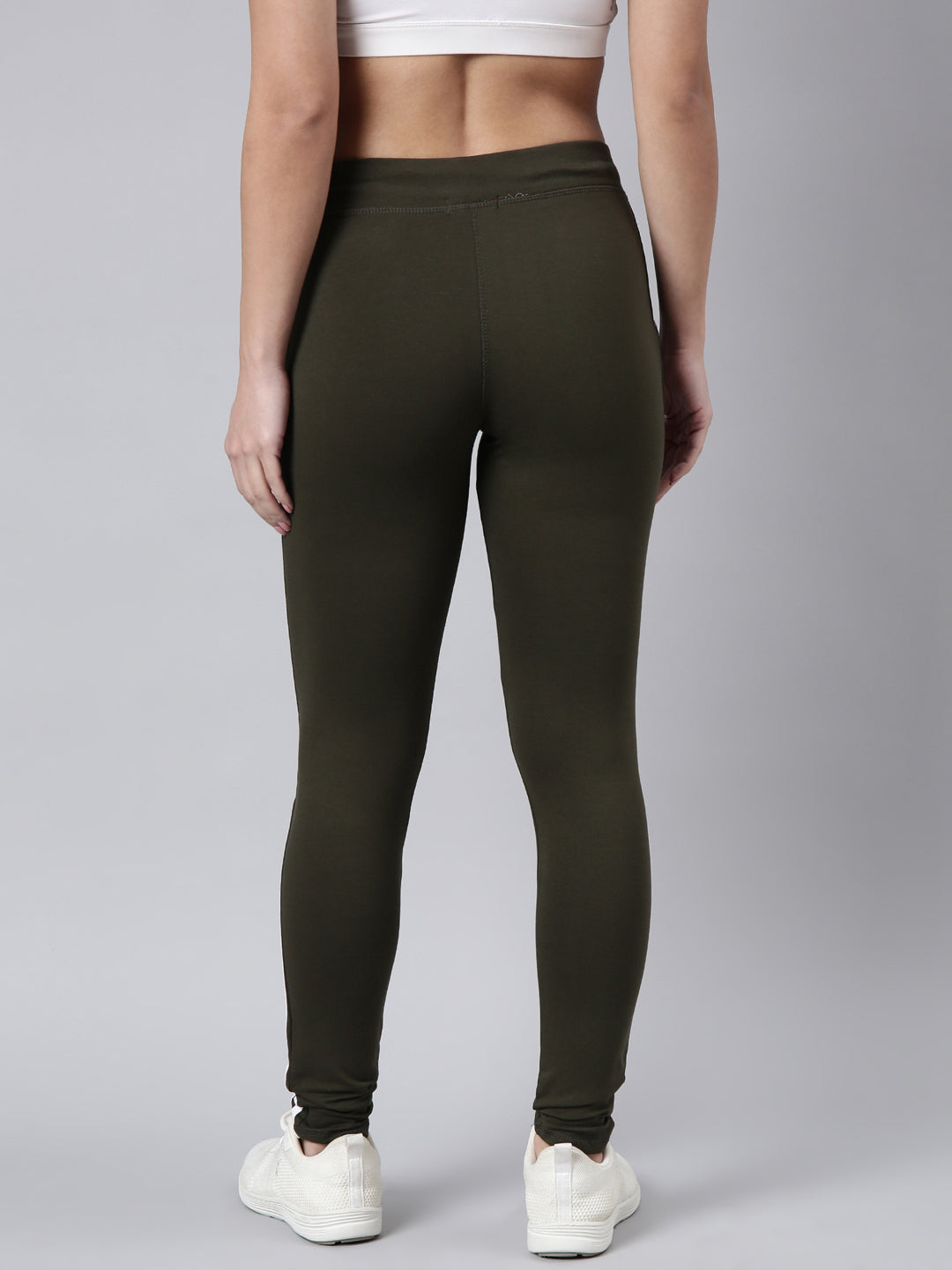 Women Solid Slim Fit Olive Track Pant