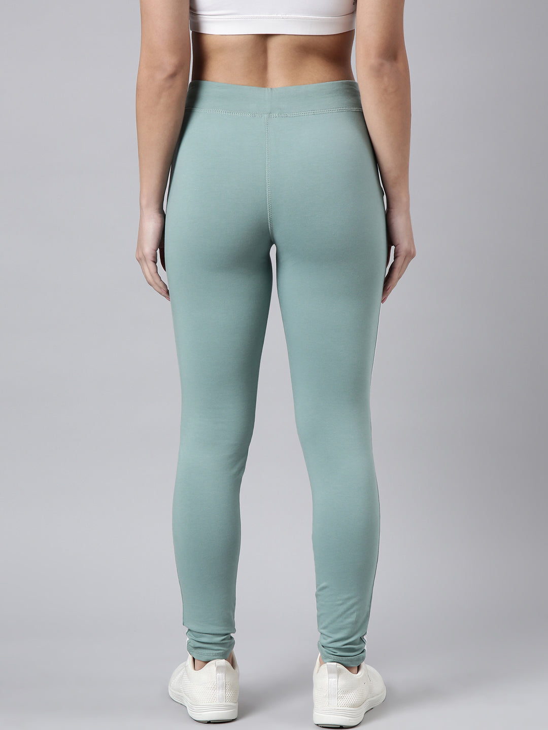 Women Solid Slim Fit Sea Green Track Pant