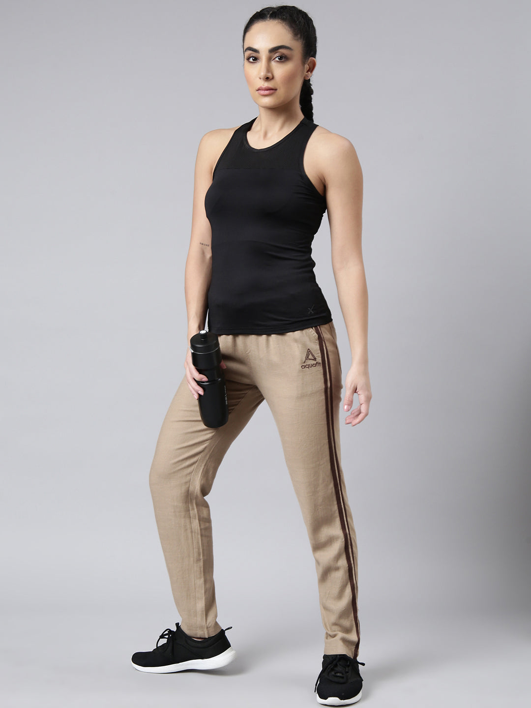 Women Solid Slim Fit Brown Track Pant