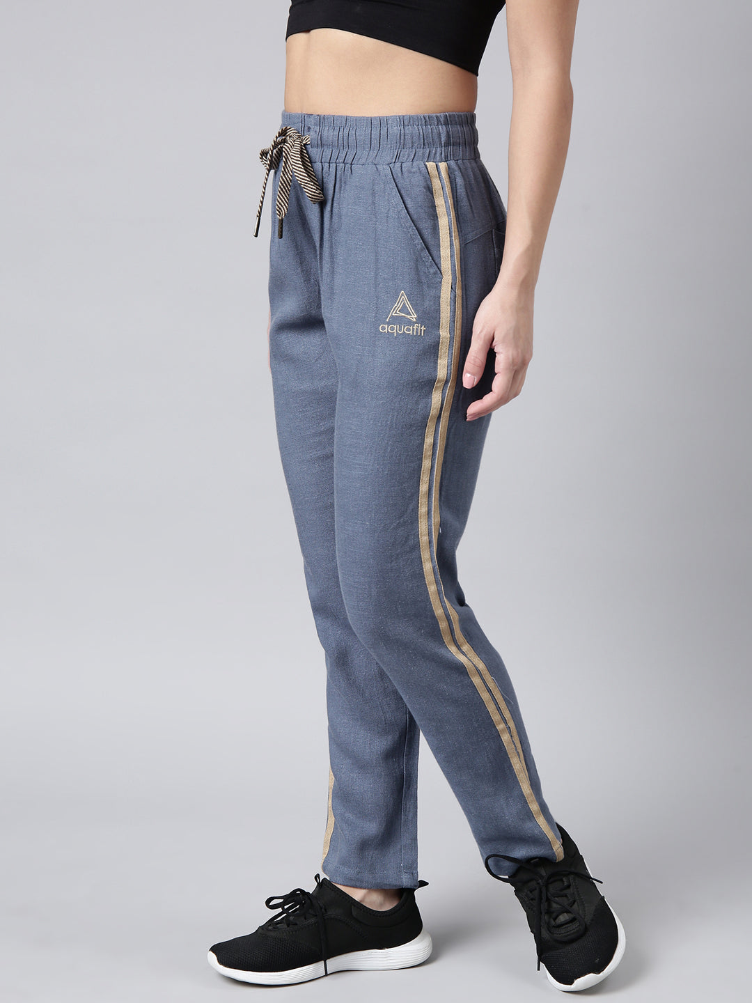 Women Solid Slim Fit Teal Track Pant