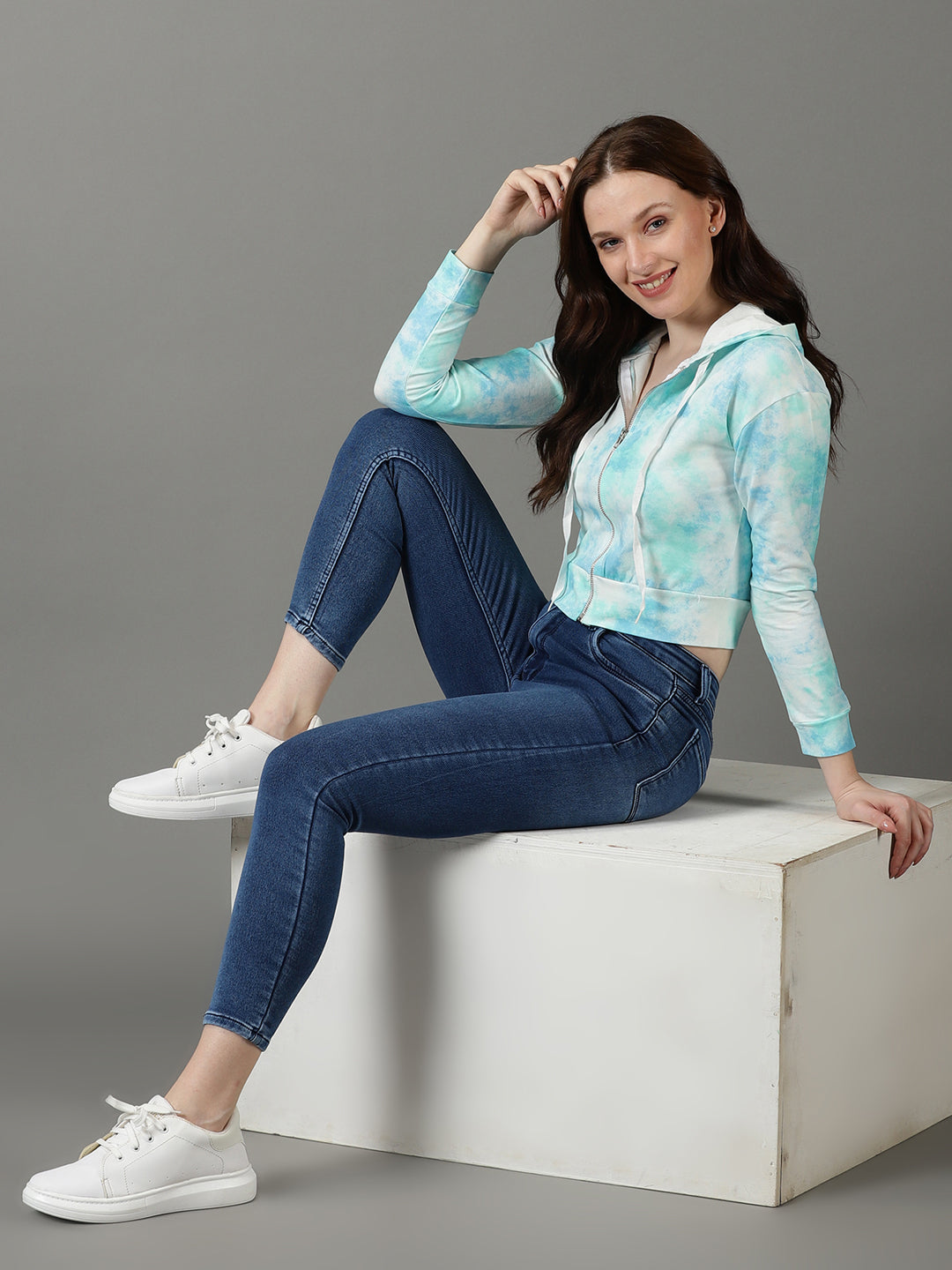 Women's Turquoise Blue Colourblock Front-Open Sweatshirt