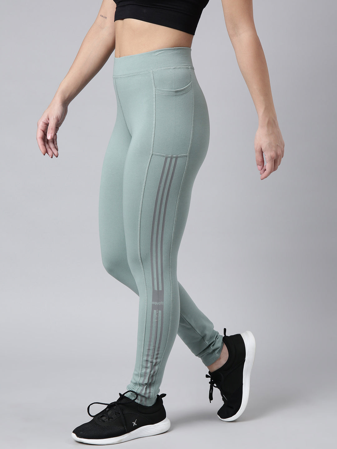 Women Solid Slim Fit Sea Green Track Pant