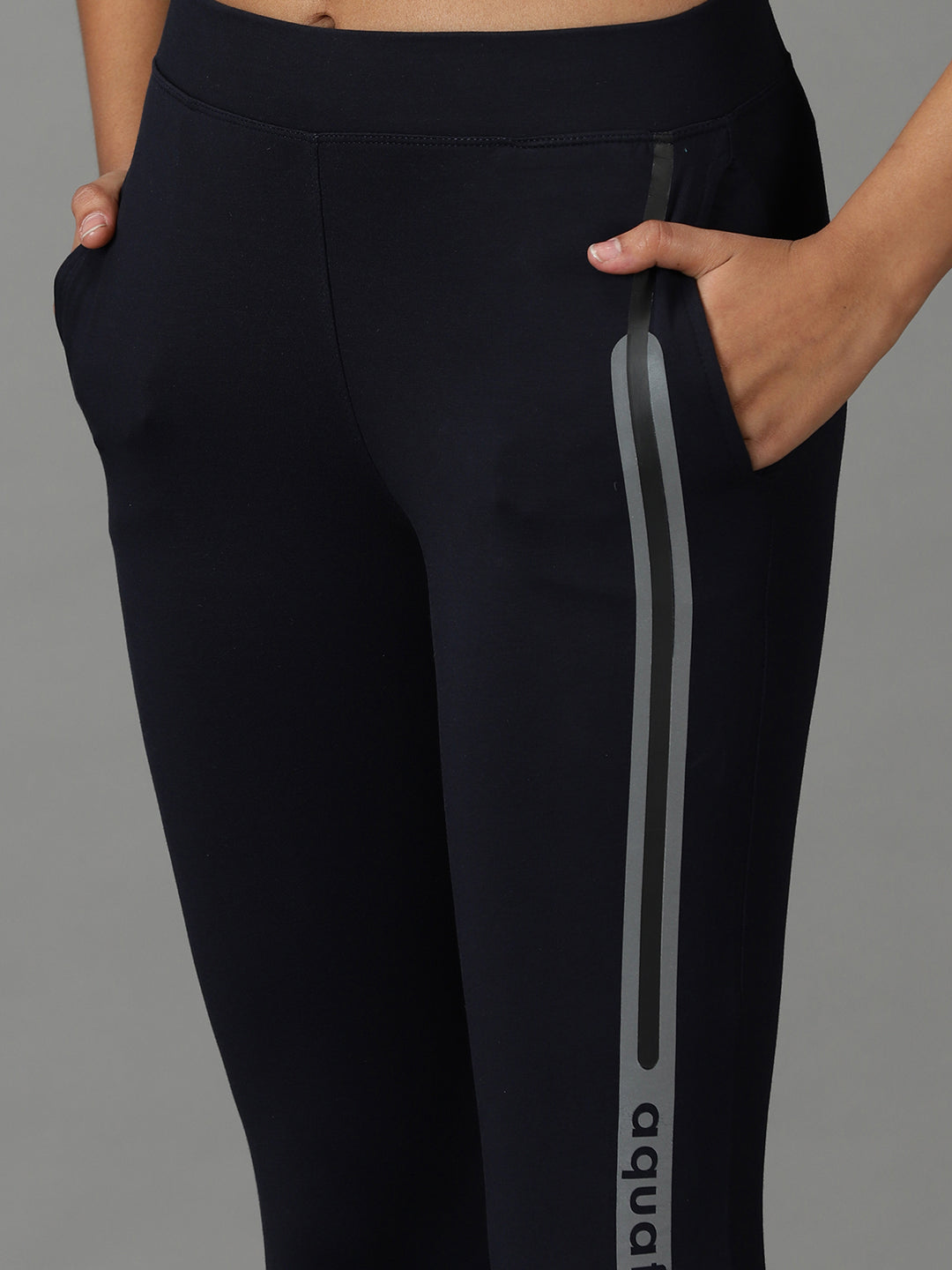 Women's Navy Blue Solid Track Pant