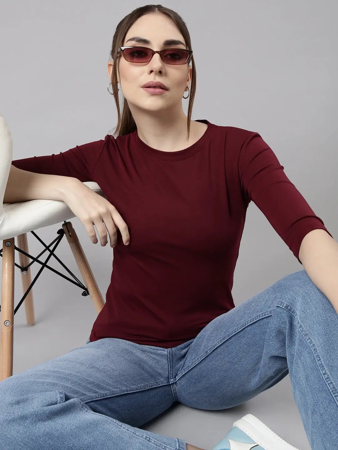 Women's Maroon Solid Fitted Top